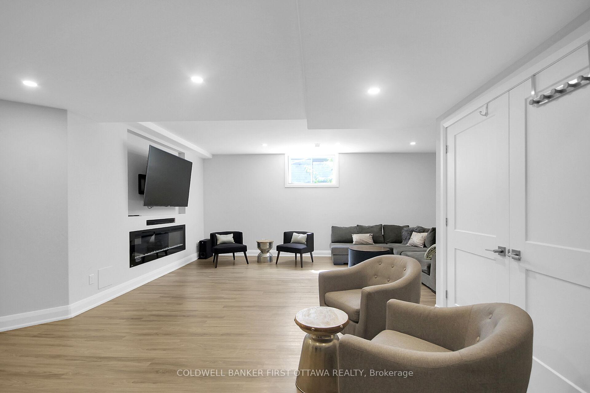 Photo 21 of 104 Gracewood Crescent, Ottawa, Blossom Park/Kemp Park/Findlay Creek — HOMEH