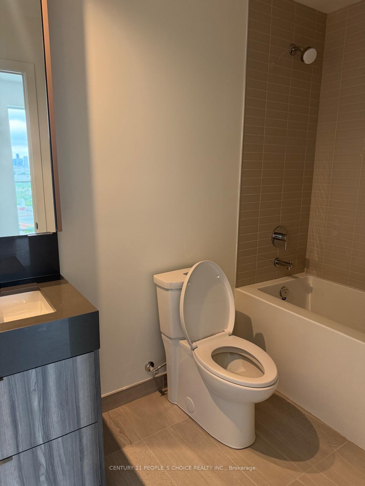 Photo 22 of Unit 1612, 6 Flavelle Trail, Vaughan, Steeles West Industrial — HOMEH