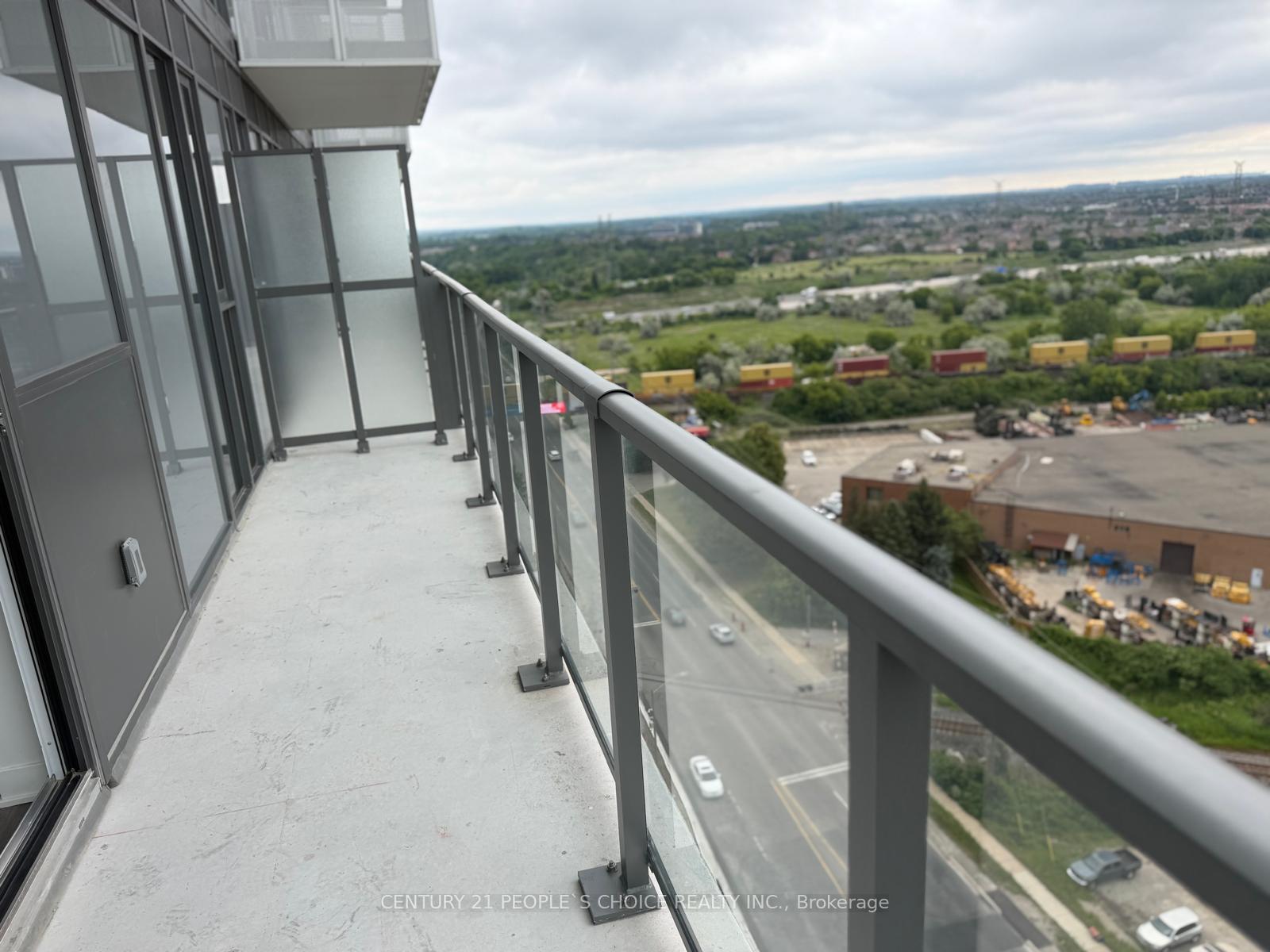 Photo 25 of Unit 1612, 6 Flavelle Trail, Vaughan, Steeles West Industrial — HOMEH