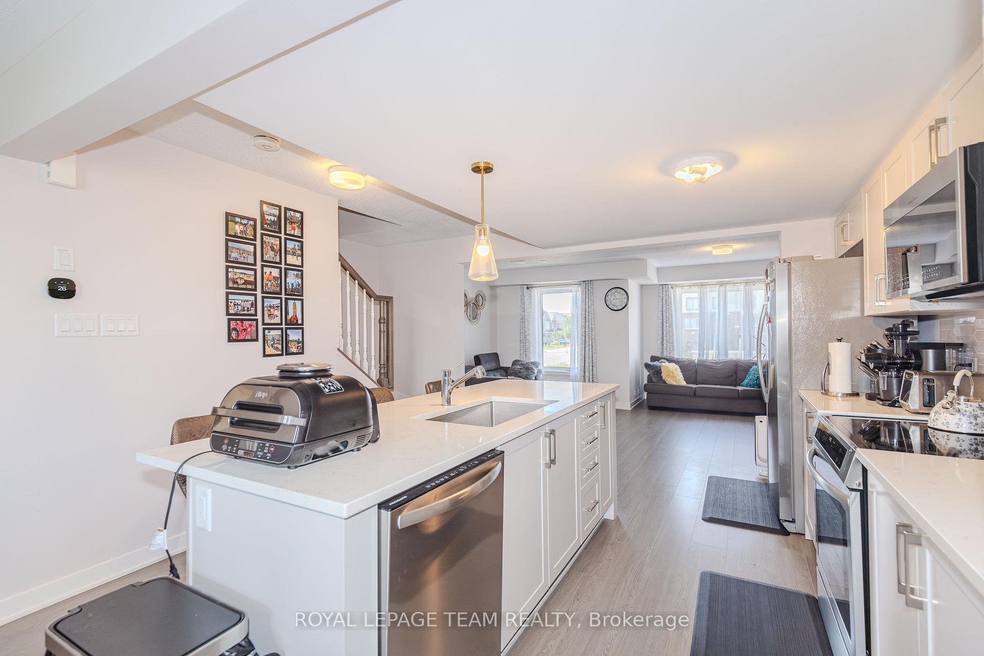 Photo 7 of 742 Kinstead Pvt, Ottawa, Stittsville (North) — HOMEH