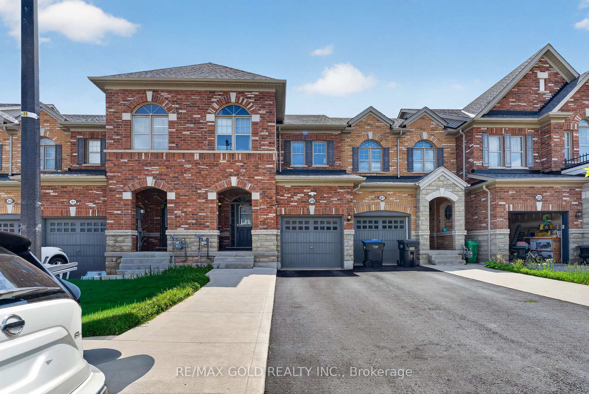 Photo 1 of 29 Rangemore Road E, Brampton, Northwest Brampton — HOMEH
