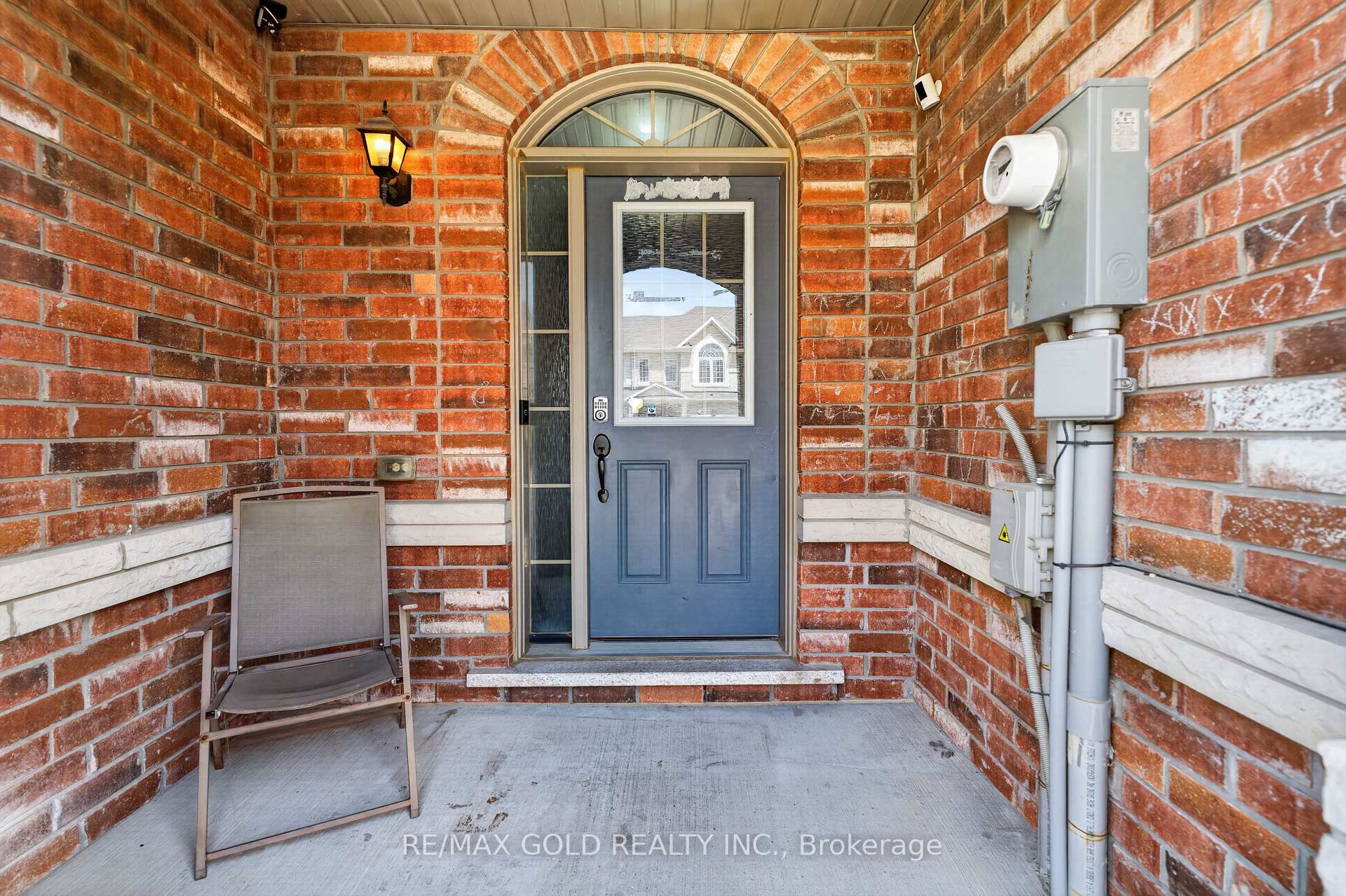 Photo 4 of 29 Rangemore Road E, Brampton, Northwest Brampton — HOMEH