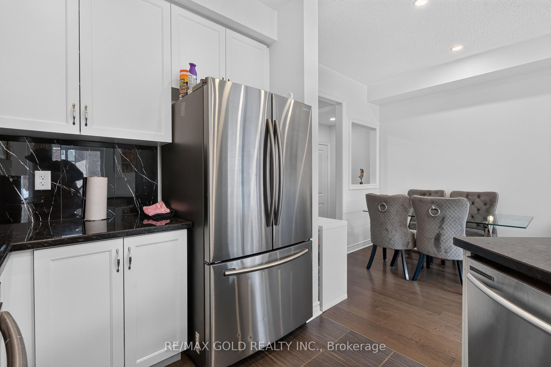 Photo 17 of 29 Rangemore Road E, Brampton, Northwest Brampton — HOMEH
