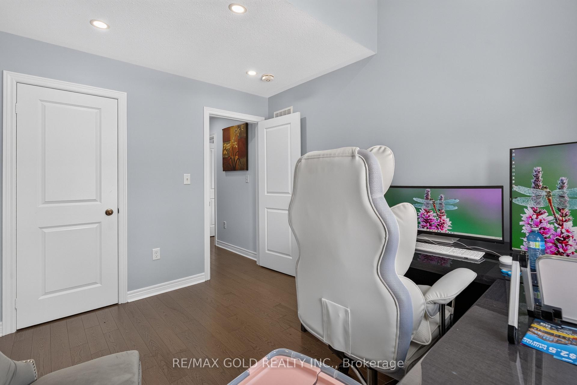 Photo 32 of 29 Rangemore Road E, Brampton, Northwest Brampton — HOMEH