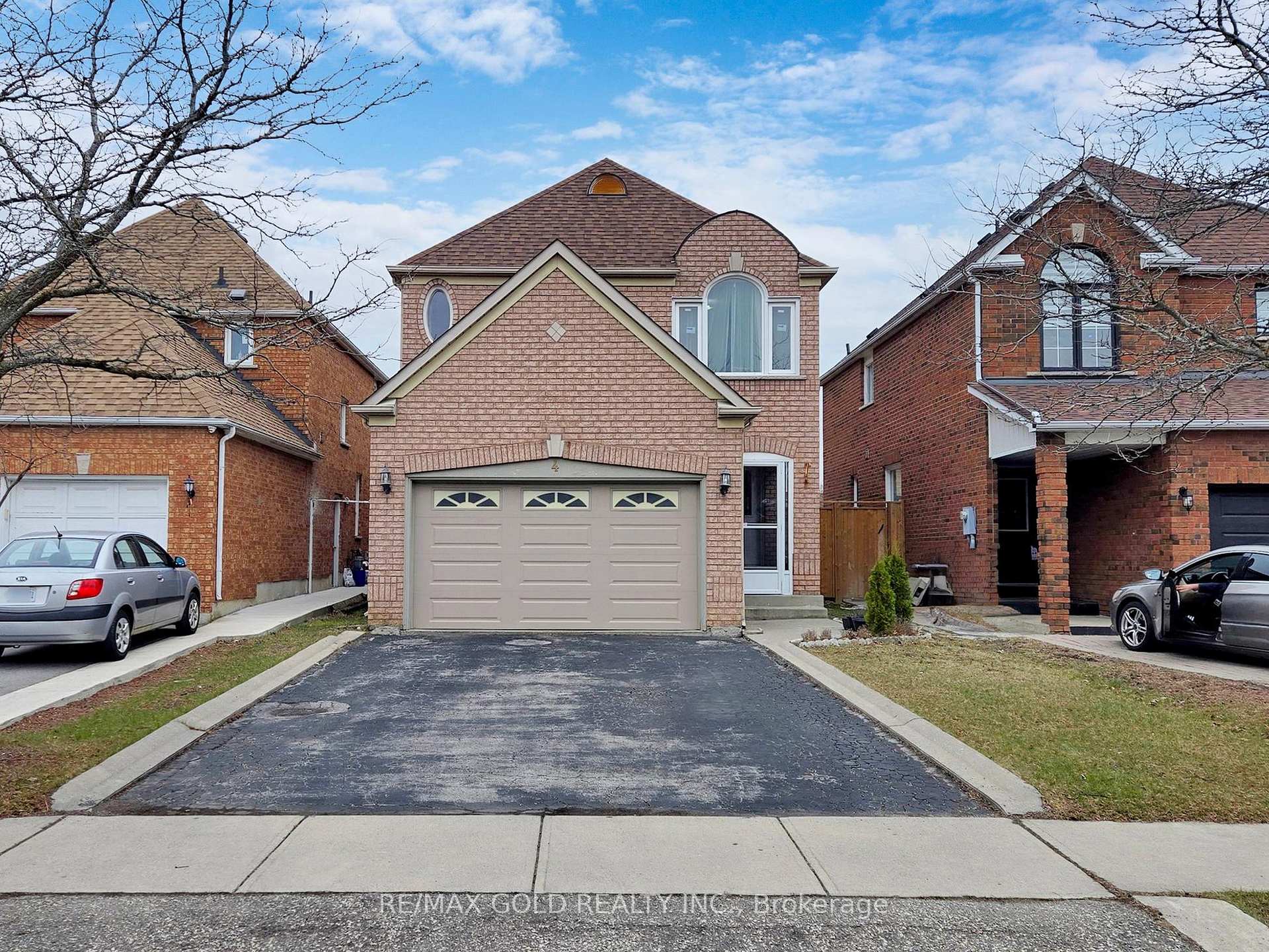 Photo 1 of 4 Treepark Street, Brampton, Sandringham-Wellington — HOMEH