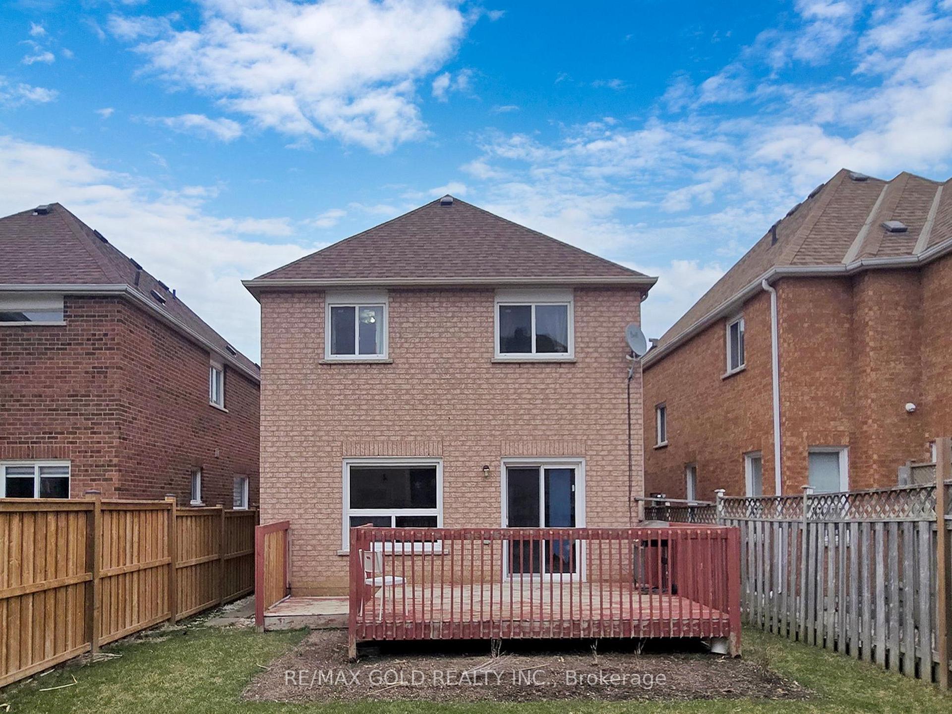 Photo 19 of 4 Treepark Street, Brampton, Sandringham-Wellington — HOMEH