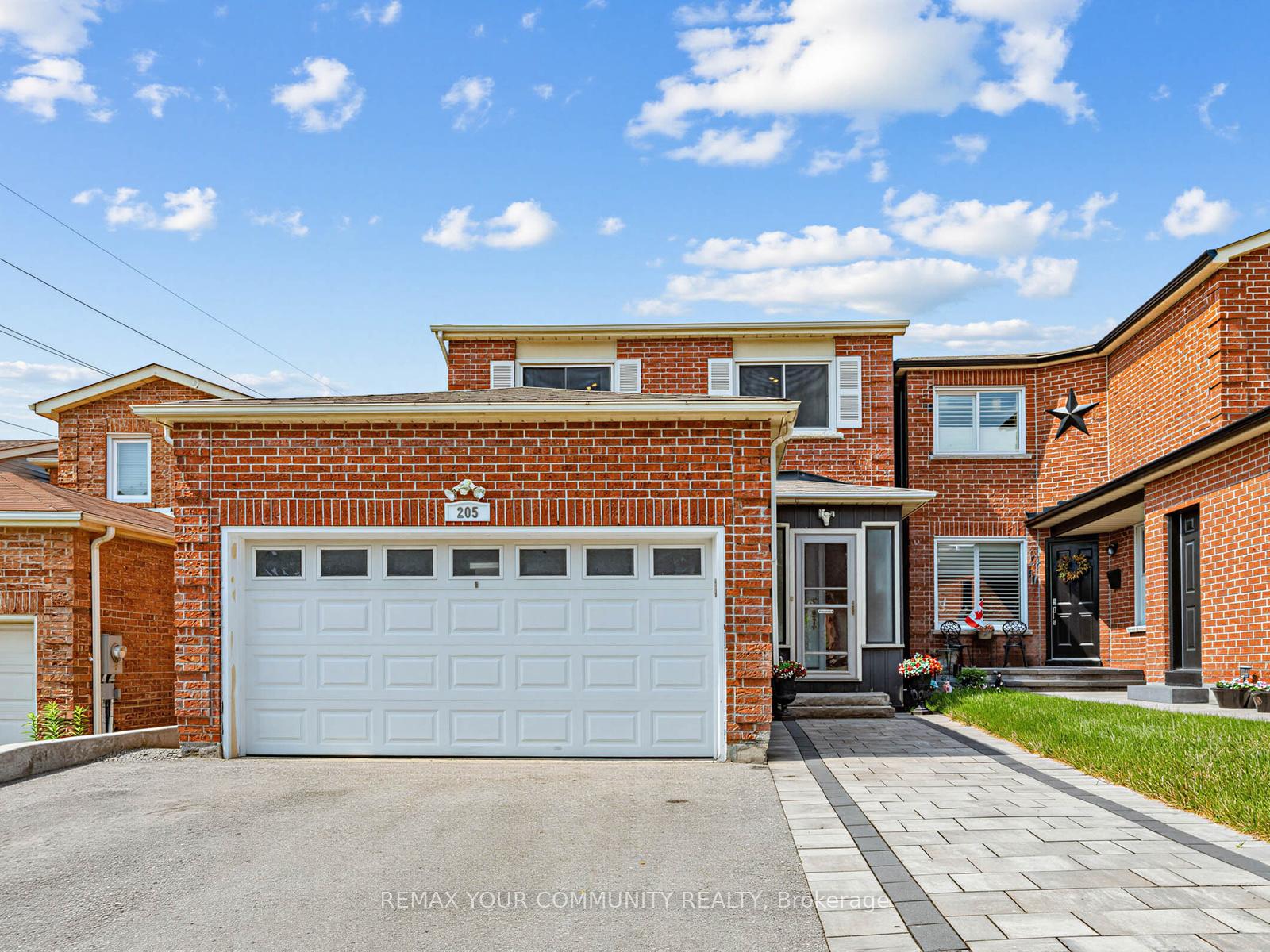 Photo 1 of 205 Glen Hill Drive, Whitby, Blue Grass Meadows — HOMEH