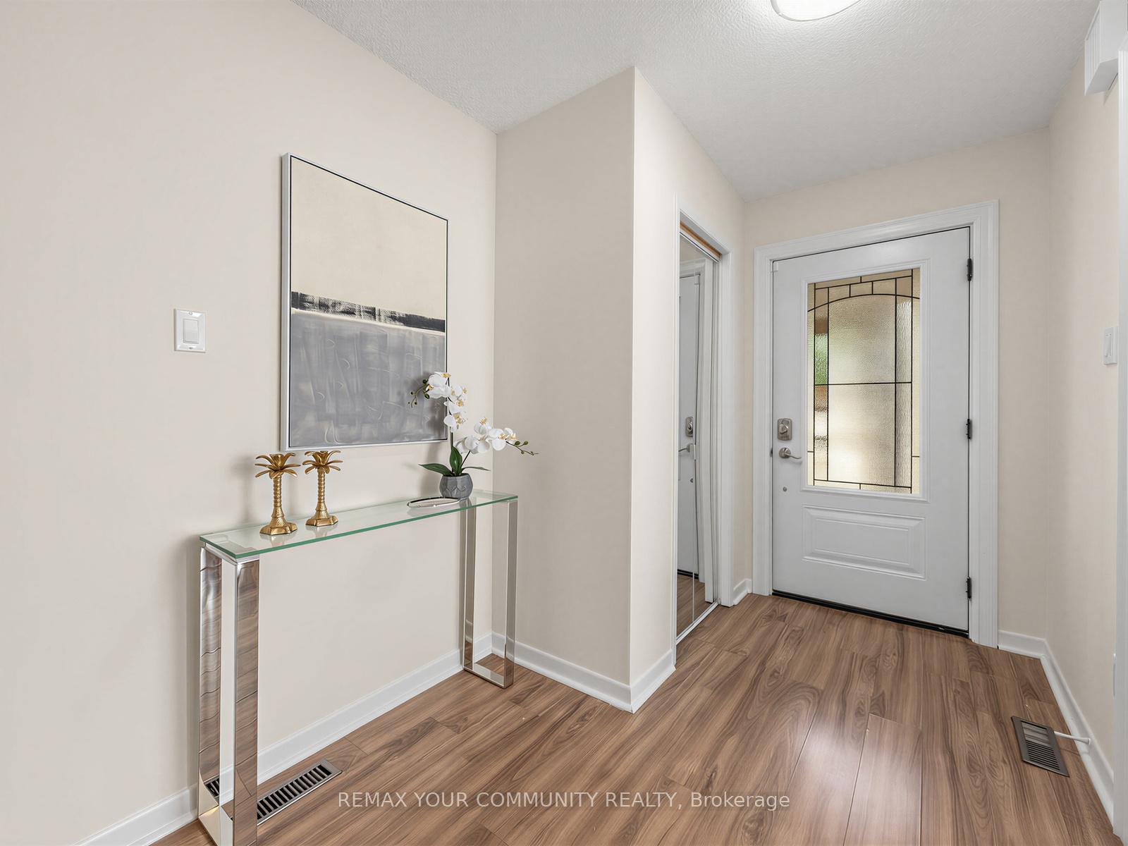Photo 2 of 205 Glen Hill Drive, Whitby, Blue Grass Meadows — HOMEH