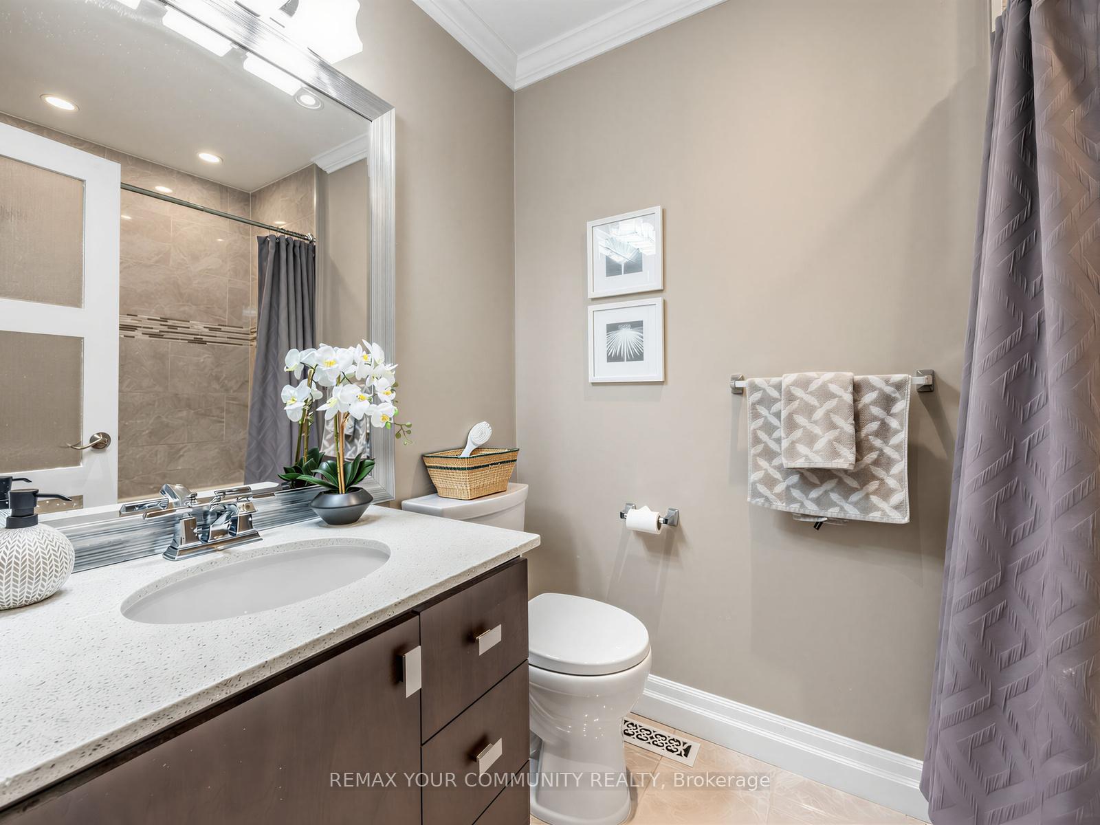 Photo 13 of 205 Glen Hill Drive, Whitby, Blue Grass Meadows — HOMEH