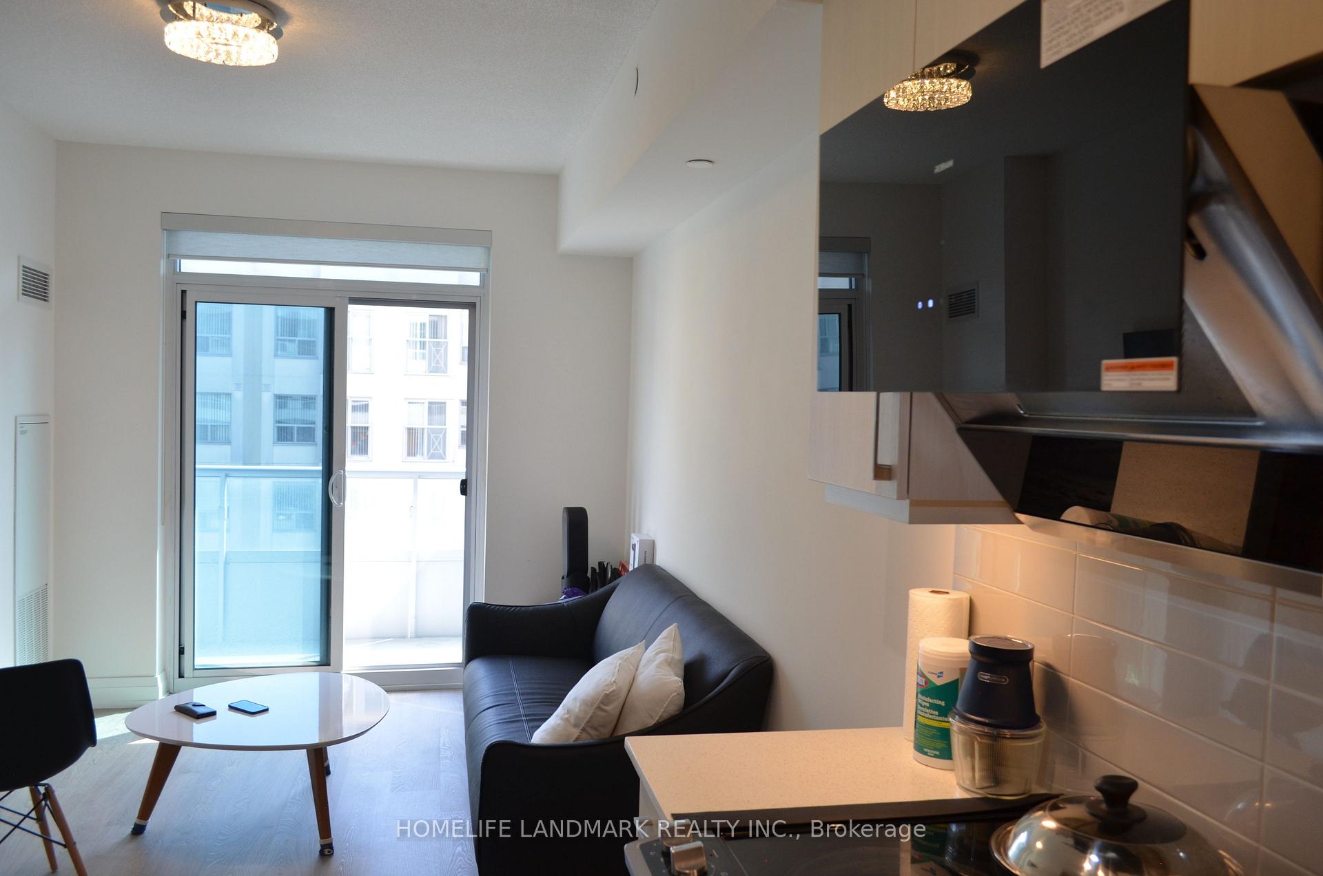 Photo 4 of Unit 808, 591 Sheppard Avenue E, North York, Bayview Village — HOMEH