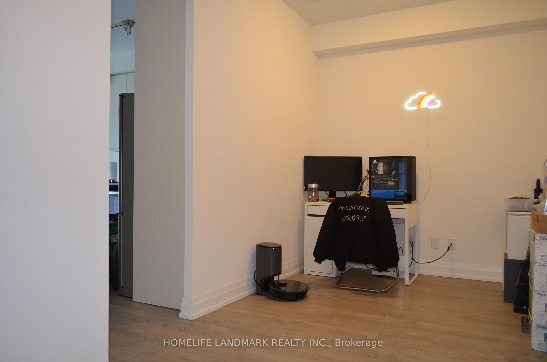 Photo 6 of Unit 808, 591 Sheppard Avenue E, North York, Bayview Village — HOMEH