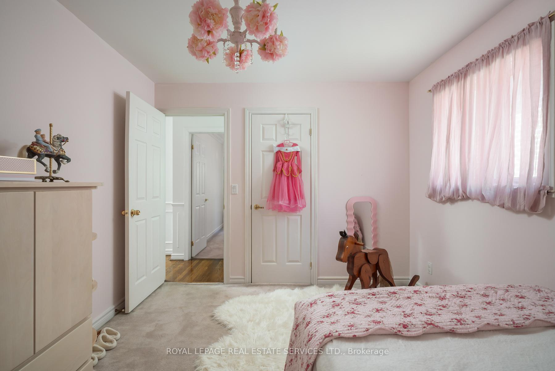 Photo 43 of 33 Lynnhaven Road, Toronto, Englemount-Lawrence — HOMEH