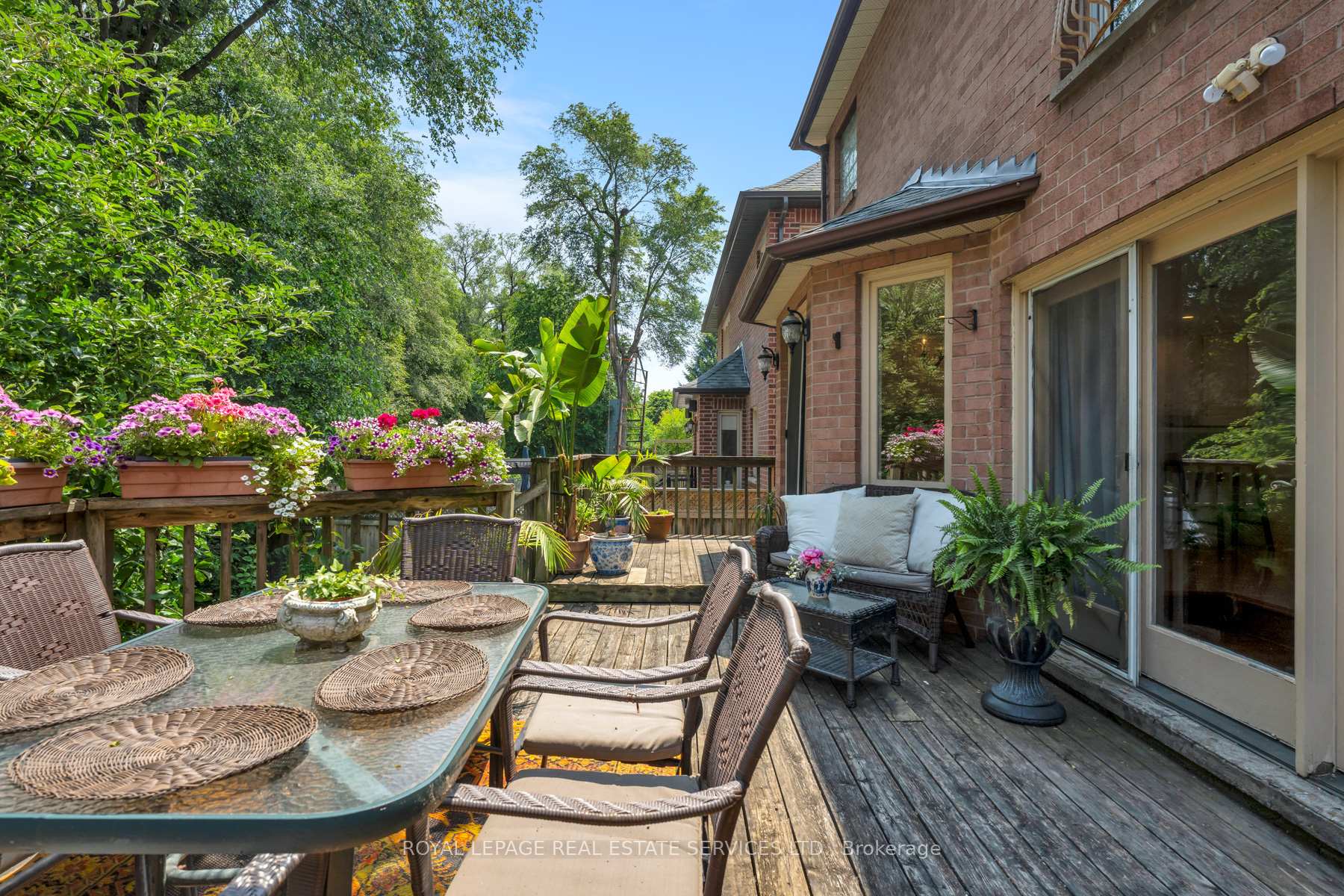 Photo 45 of 33 Lynnhaven Road, Toronto, Englemount-Lawrence — HOMEH