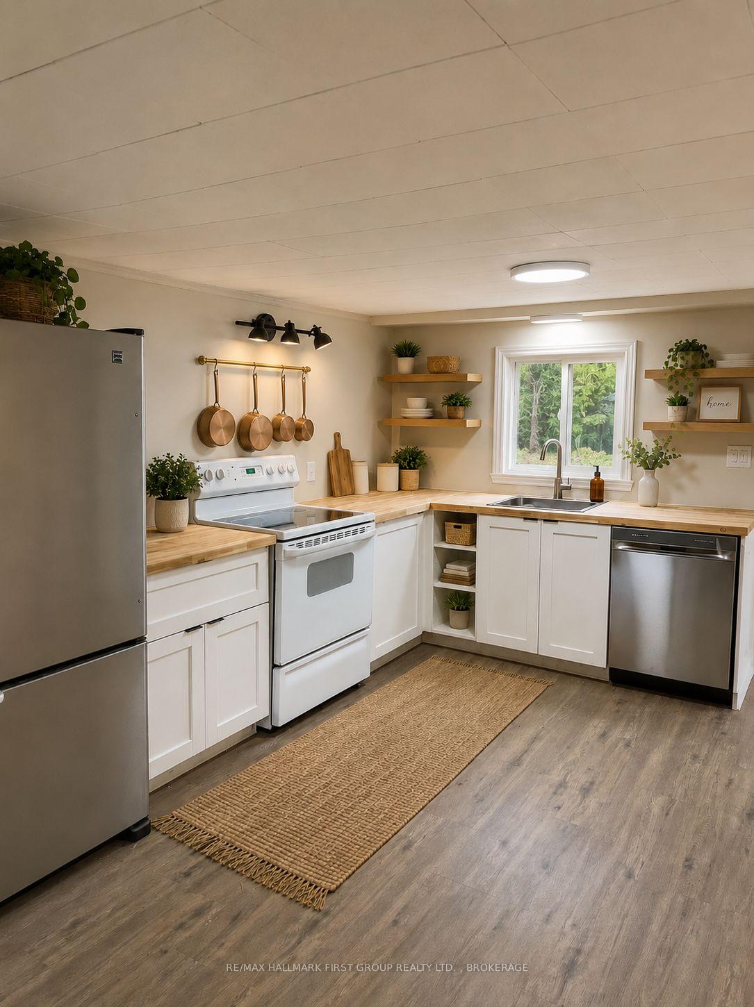 Photo 2 of 1283 Asselstine Road, Frontenac, Frontenac South — HOMEH