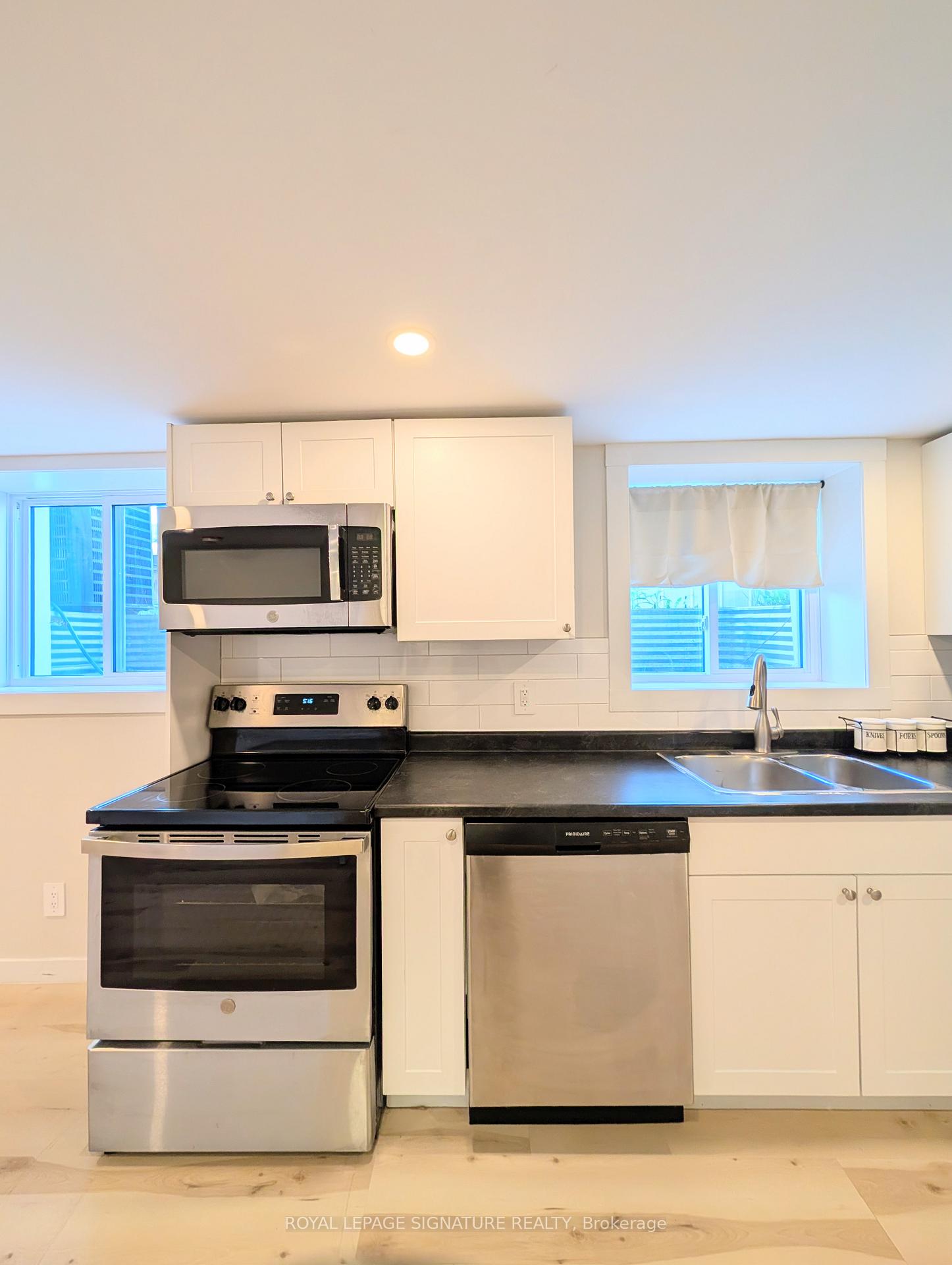 Photo 2 of Unit Lower, 43 Second Avenue, Quinte West, Trenton Ward — HOMEH