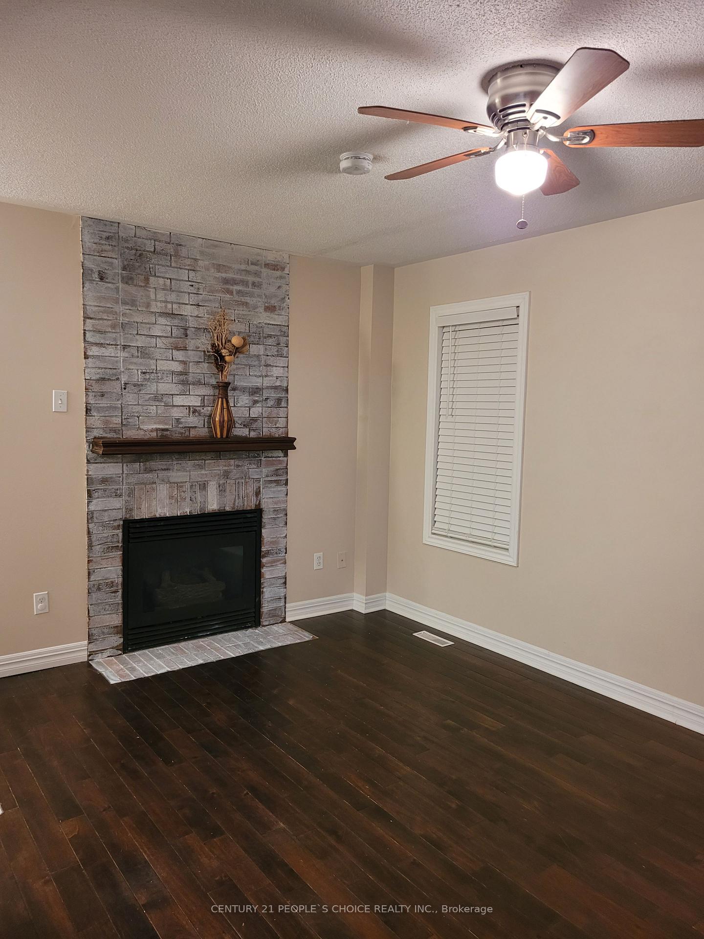 Photo 4 of 383 Jay Crescent, Orangeville — HOMEH