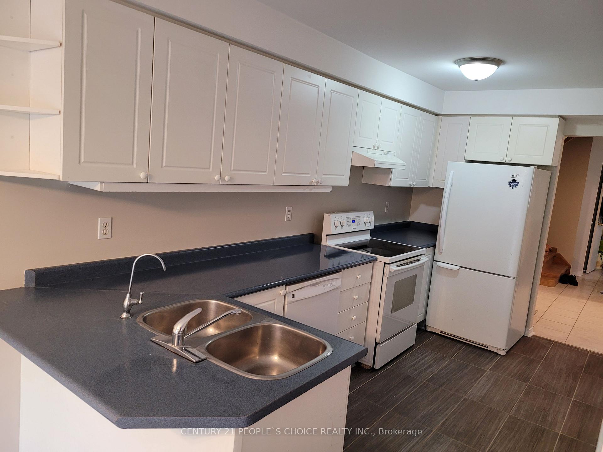 Photo 7 of 383 Jay Crescent, Orangeville — HOMEH