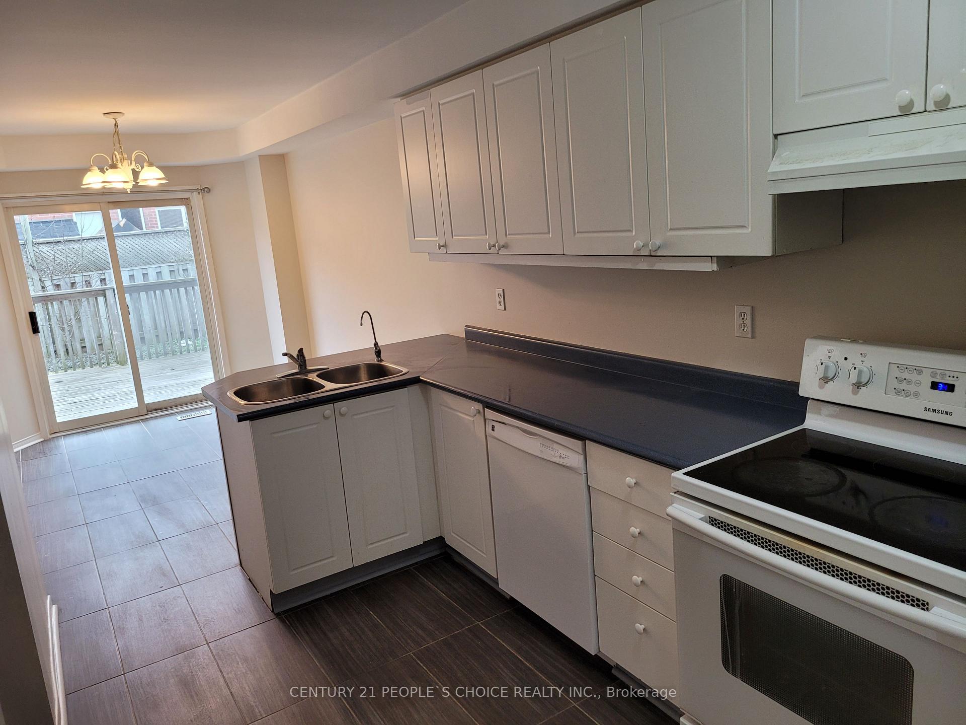 Photo 8 of 383 Jay Crescent, Orangeville — HOMEH
