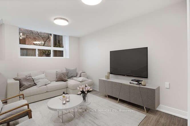 Photo 2 of Unit B2, 18 Anglesey Boulevard, Etobicoke, Edenbridge-Humber Valley — HOMEH