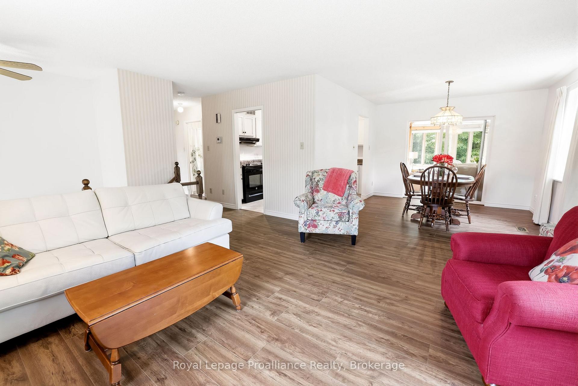 Photo 10 of 23 Harbour Street, Brighton — HOMEH