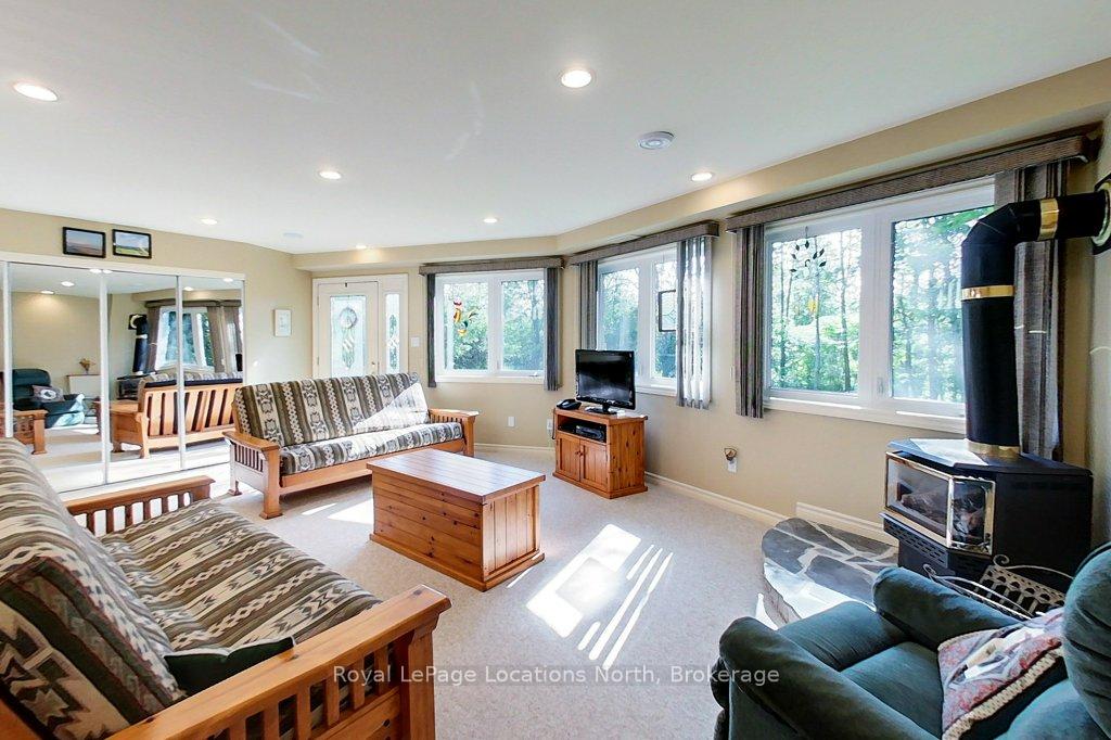 Photo 37 of 156 Harbour Beach Drive, Meaford — HOMEH