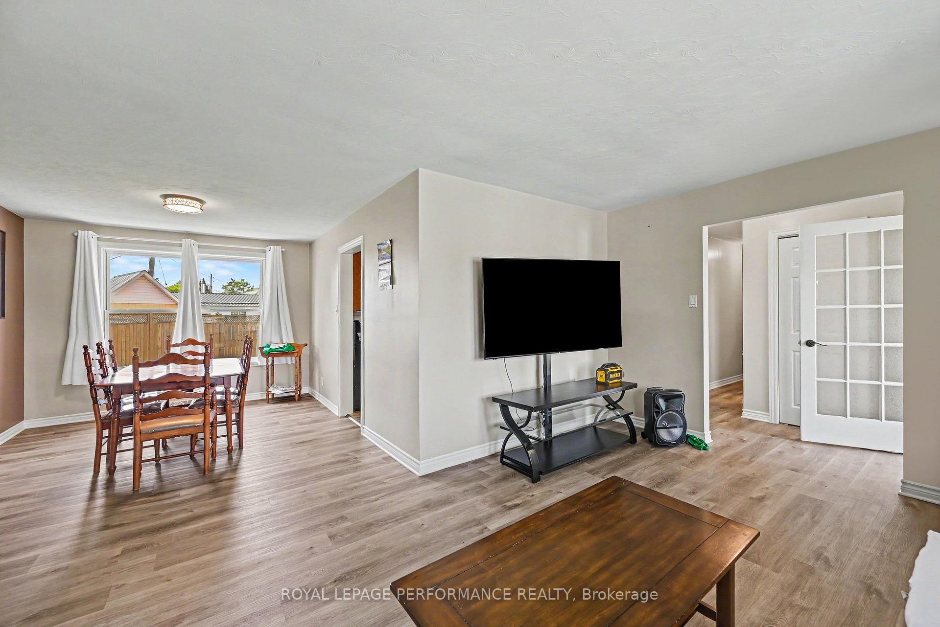 Photo 9 of 531 Blossom Park Drive, Cornwall, Cornwall — HOMEH