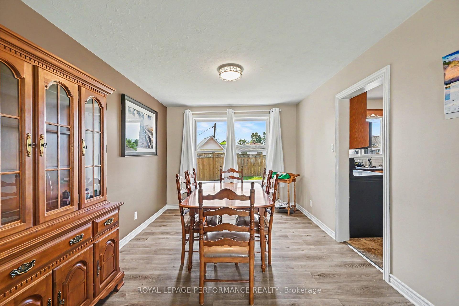 Photo 12 of 531 Blossom Park Drive, Cornwall, Cornwall — HOMEH