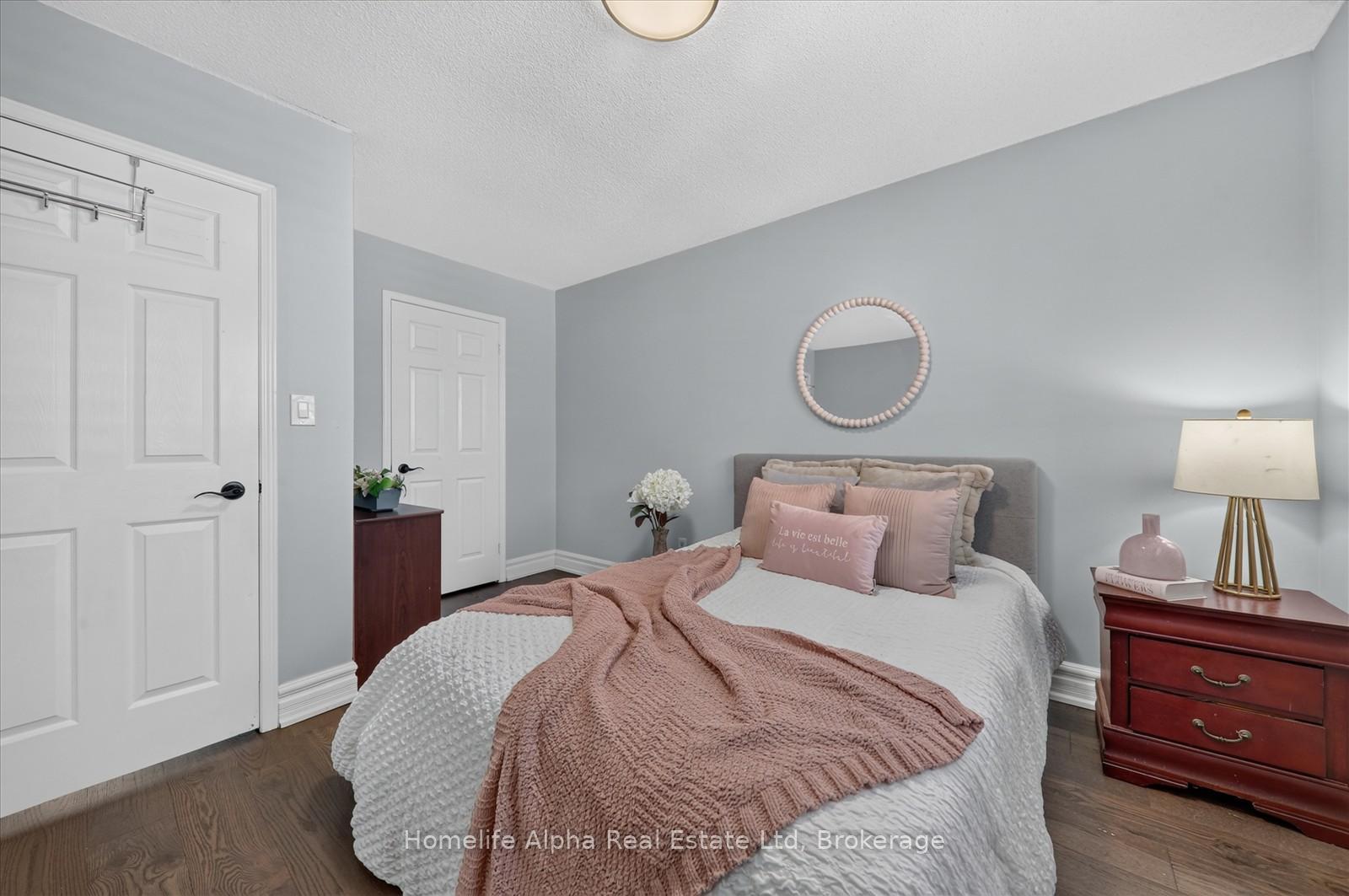 Photo 28 of 142 Walford Road, Markham, Middlefield — HOMEH