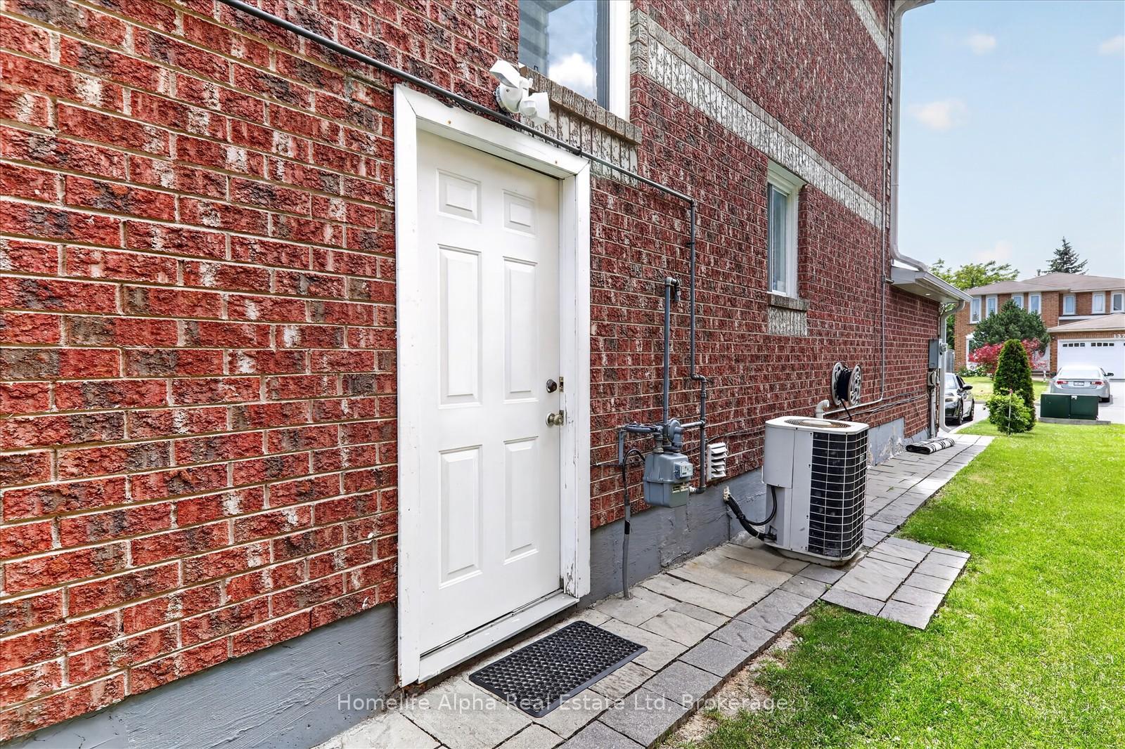 Photo 29 of 142 Walford Road, Markham, Middlefield — HOMEH