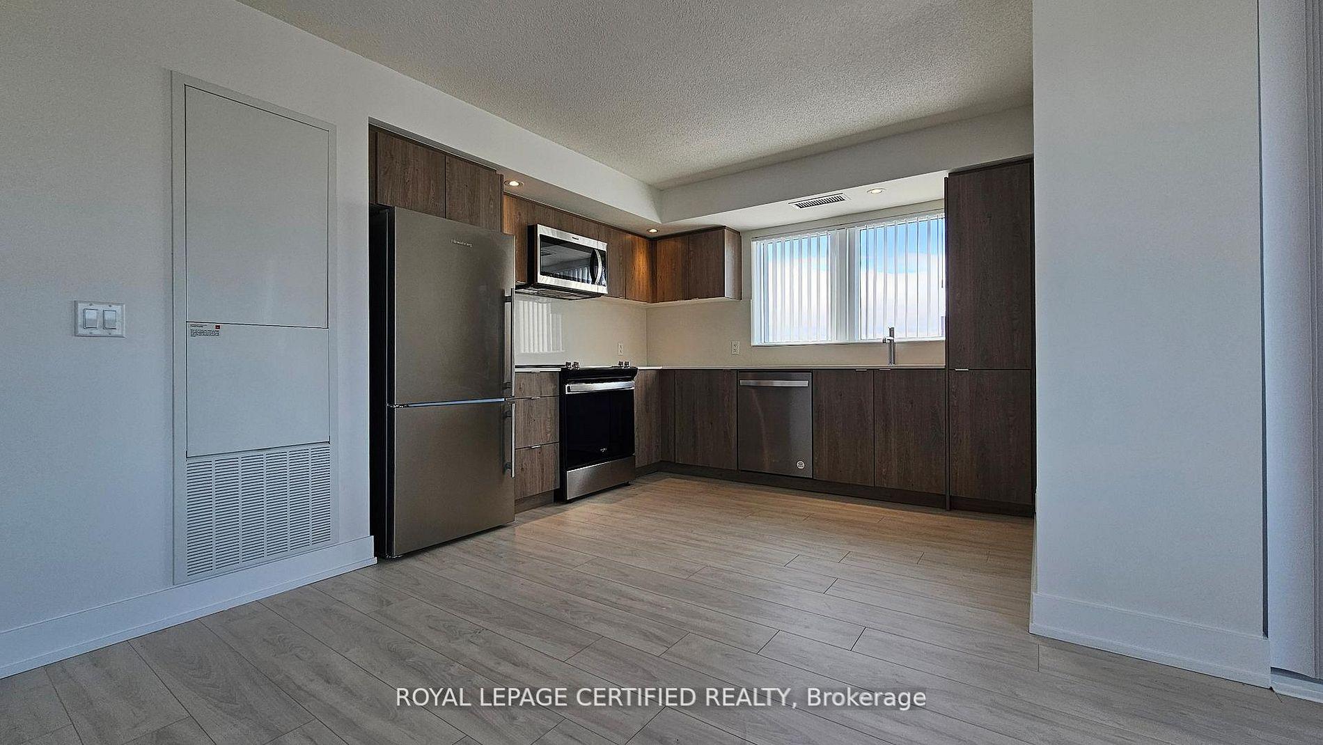 Photo 8 of Unit 1204, 10 Eva Road, Etobicoke, Etobicoke West Mall — HOMEH
