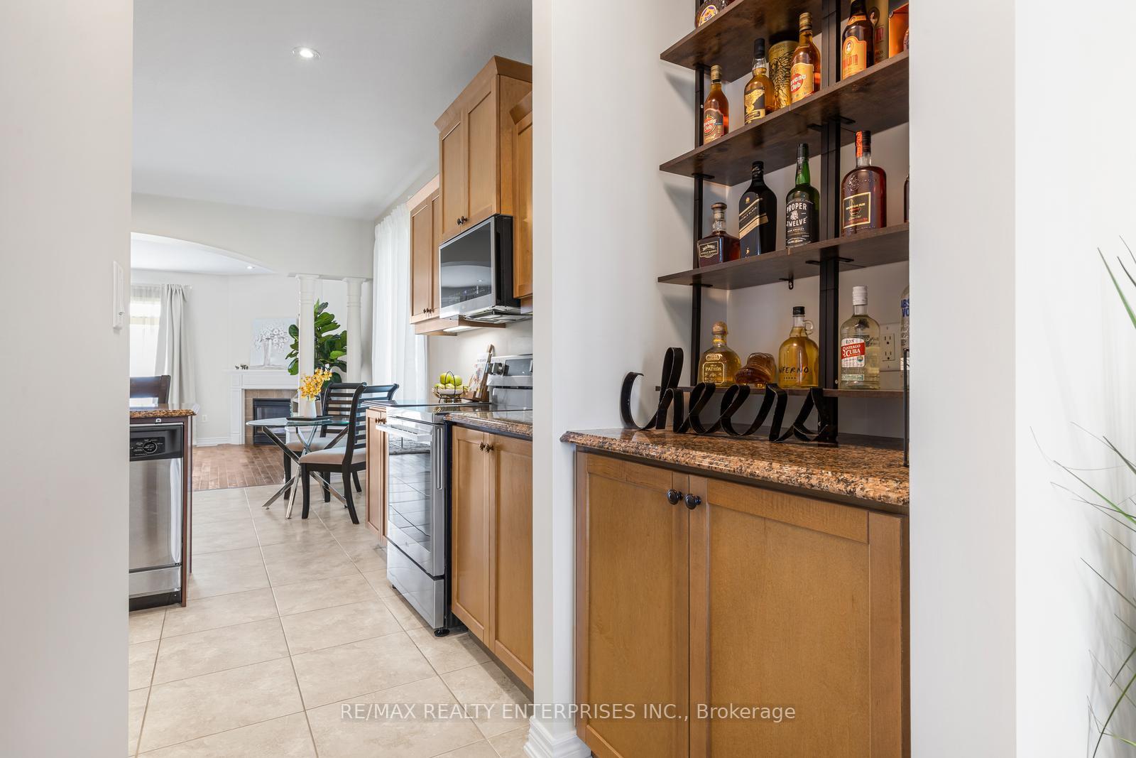 Photo 12 of 21 Sidare Court, Grimsby, Grimsby Beach — HOMEH