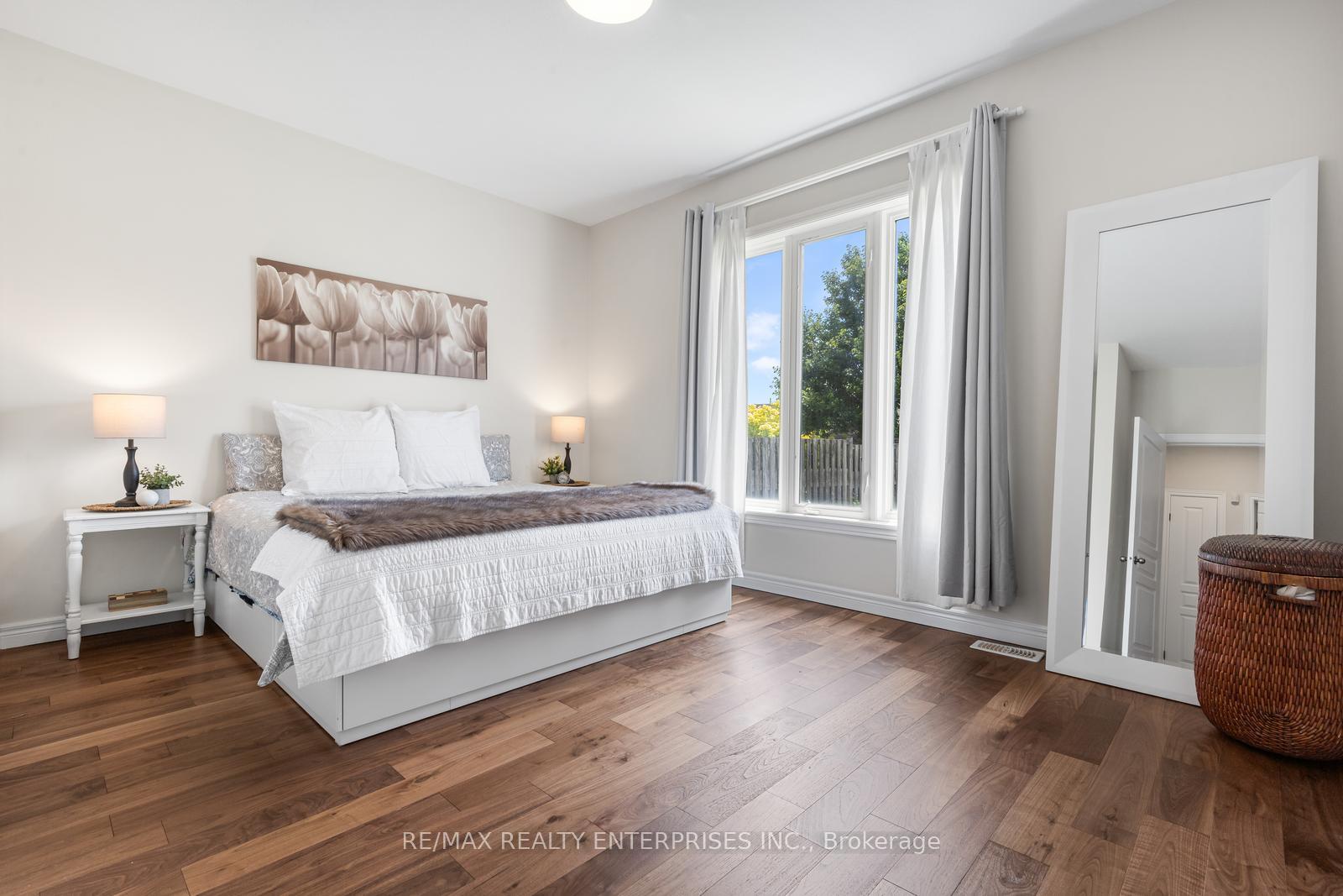 Photo 18 of 21 Sidare Court, Grimsby, Grimsby Beach — HOMEH