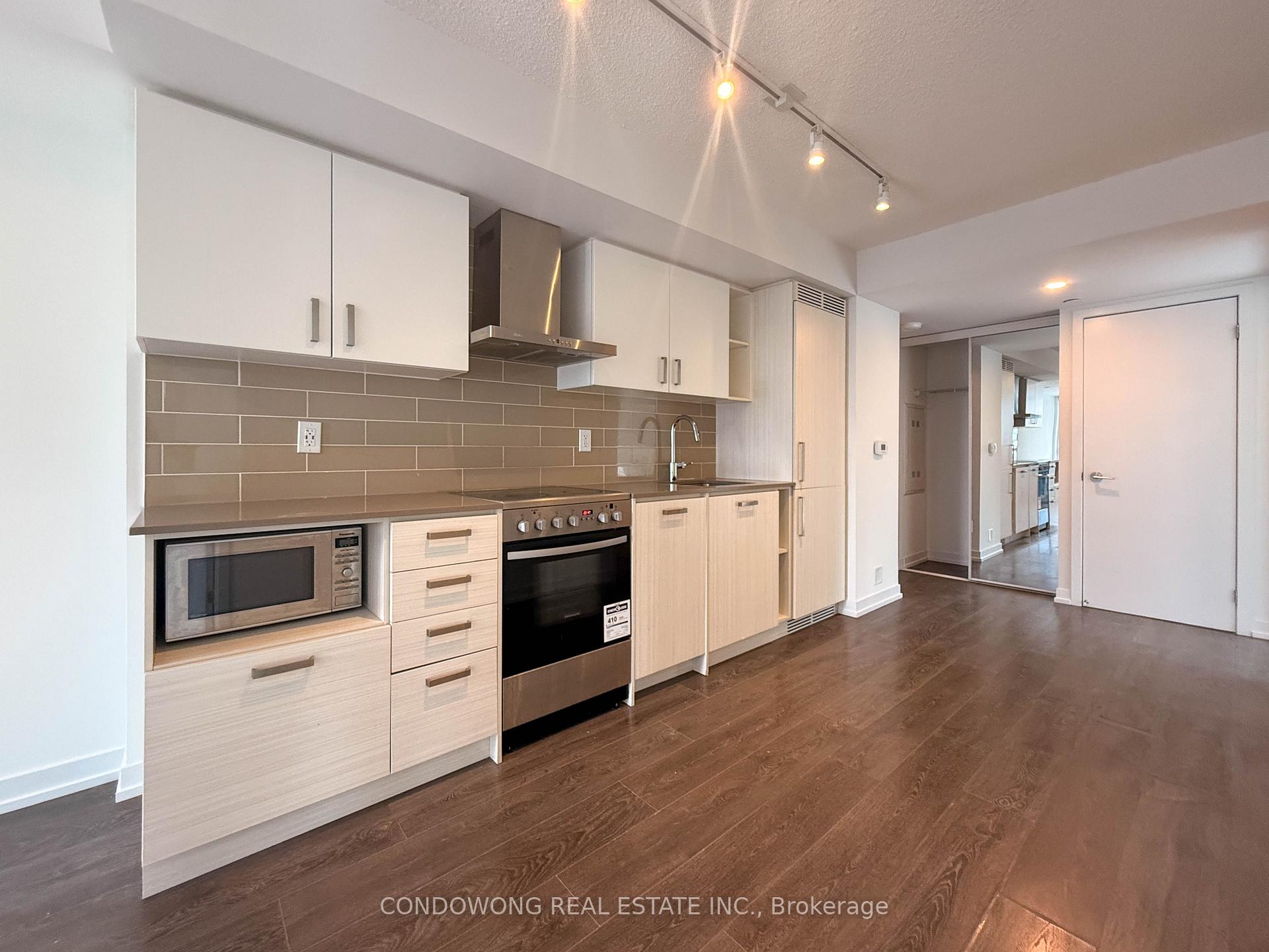 Photo 2 of Unit 2305, 125 Redpath Avenue, Toronto, Mount Pleasant West — HOMEH