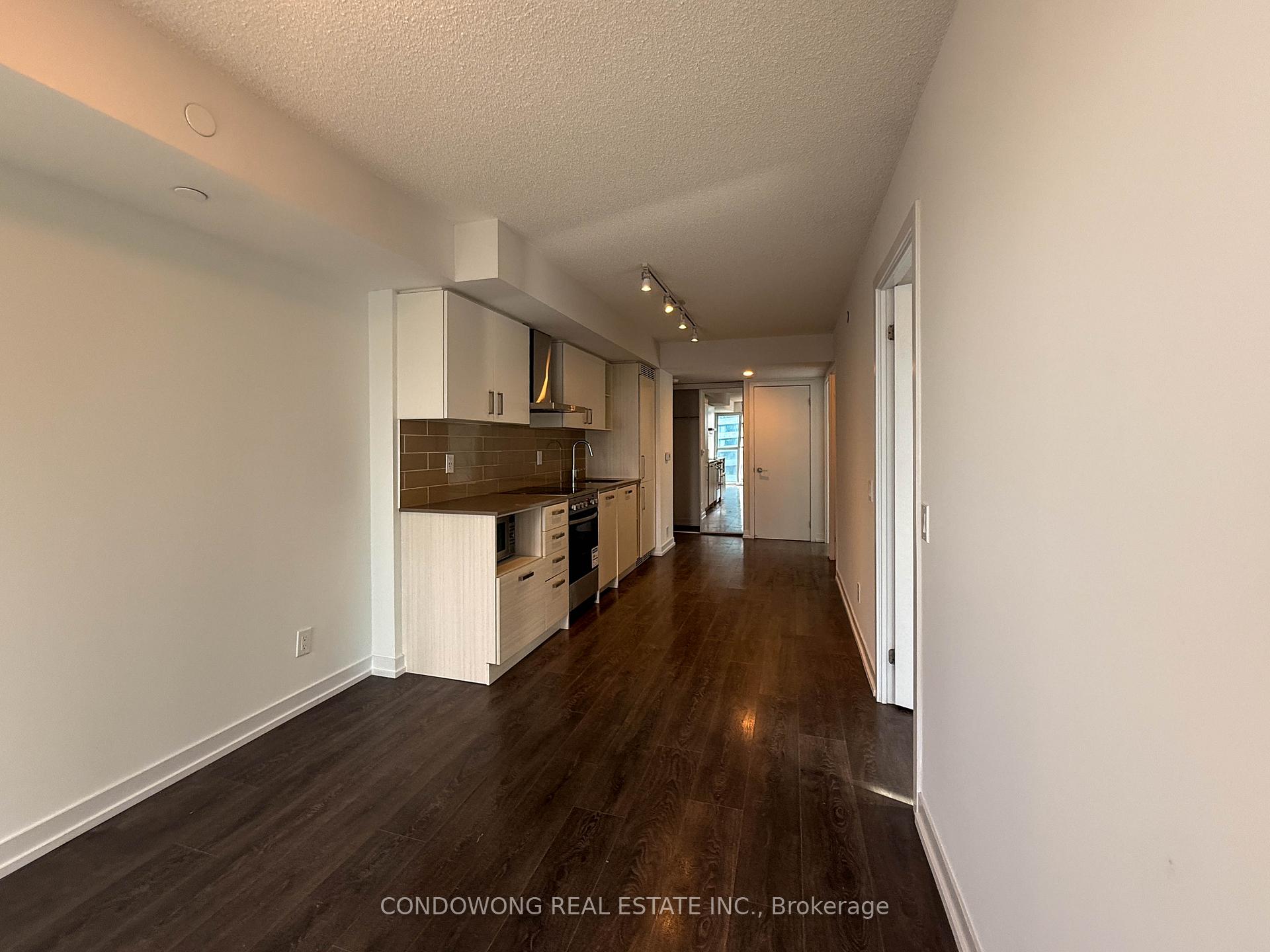 Photo 3 of Unit 2305, 125 Redpath Avenue, Toronto, Mount Pleasant West — HOMEH