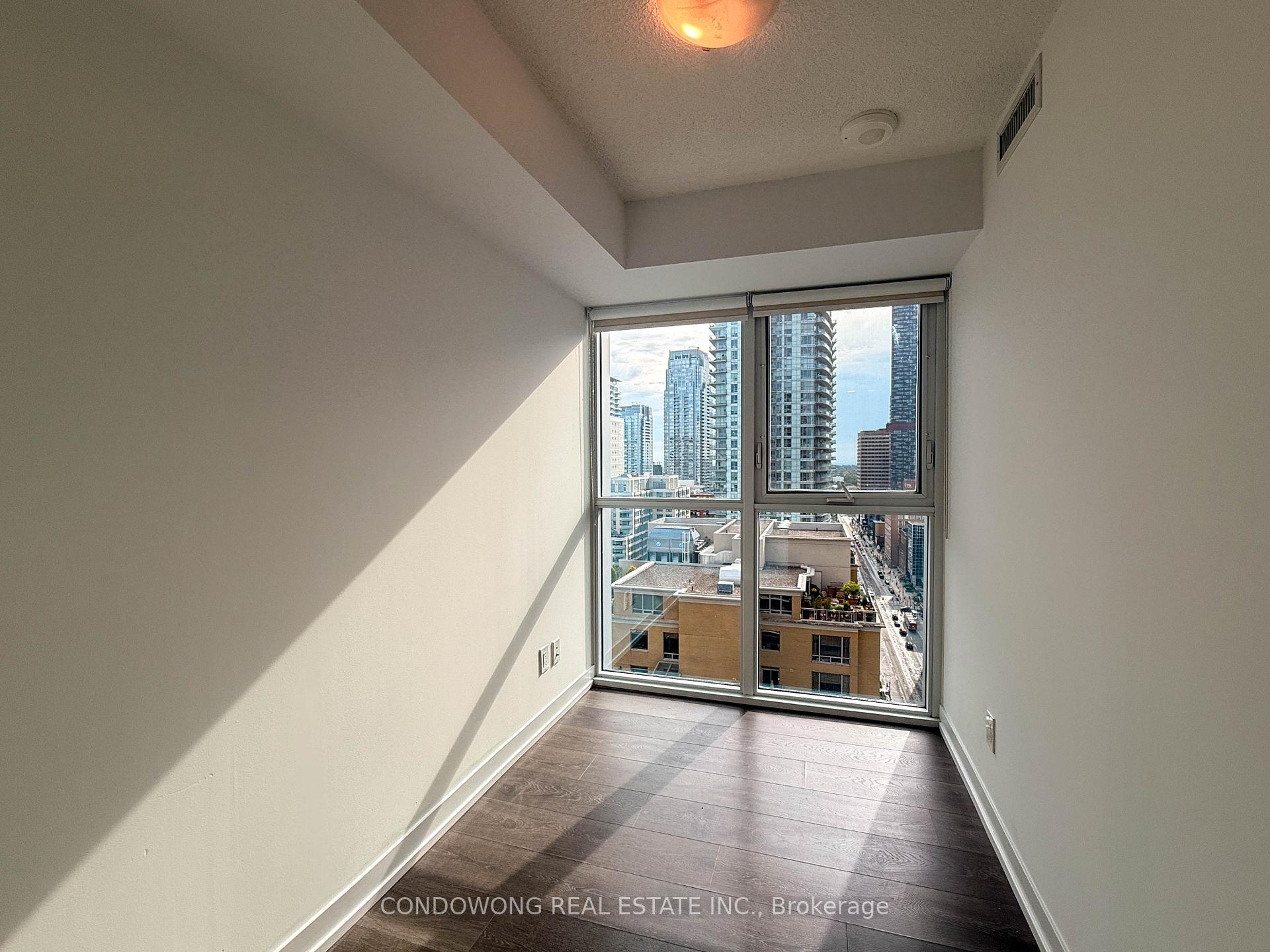 Photo 7 of Unit 2305, 125 Redpath Avenue, Toronto, Mount Pleasant West — HOMEH