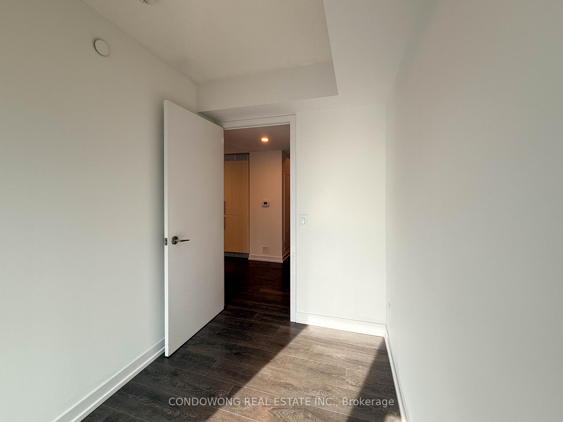 Photo 8 of Unit 2305, 125 Redpath Avenue, Toronto, Mount Pleasant West — HOMEH