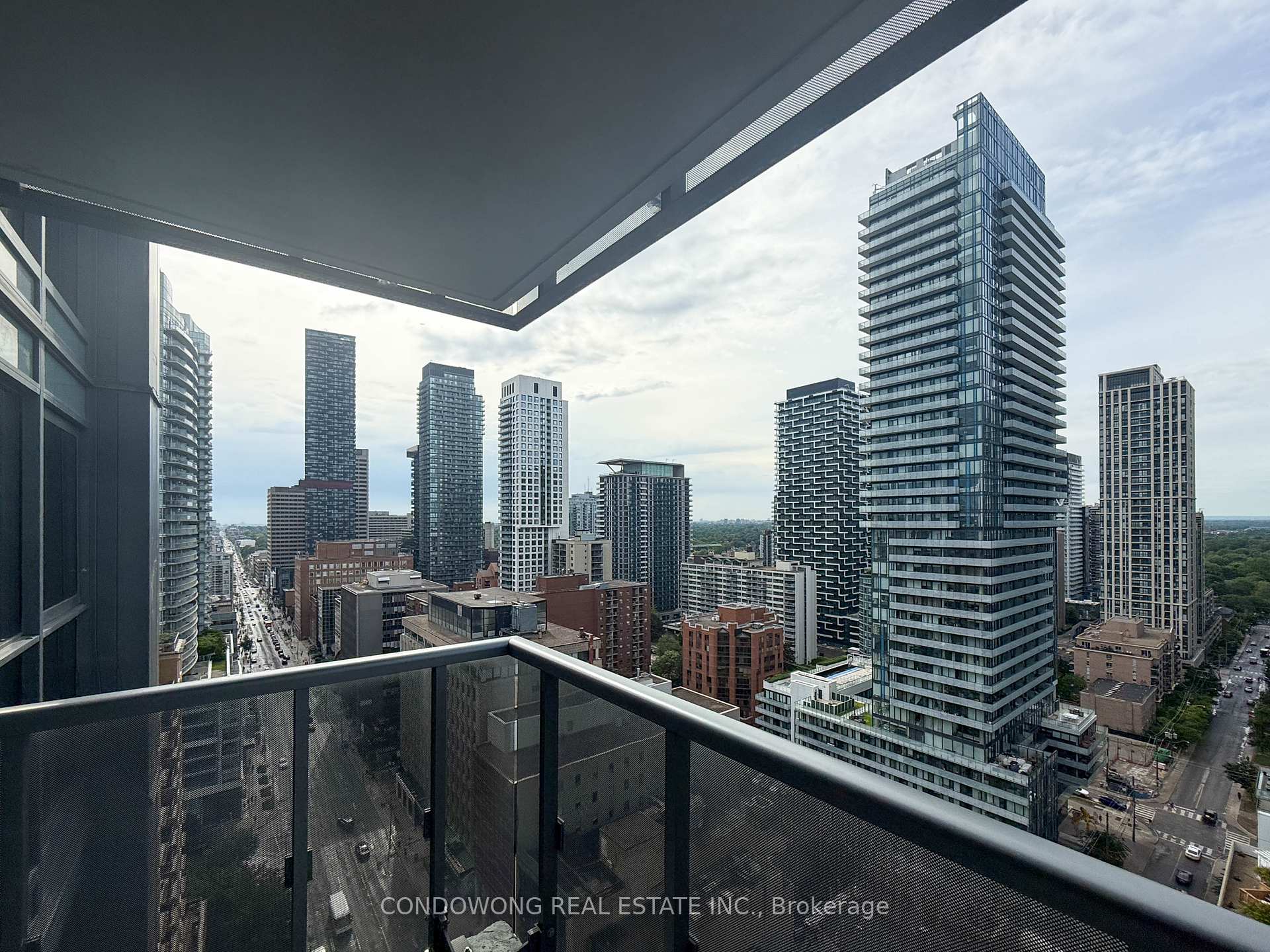 Photo 11 of Unit 2305, 125 Redpath Avenue, Toronto, Mount Pleasant West — HOMEH