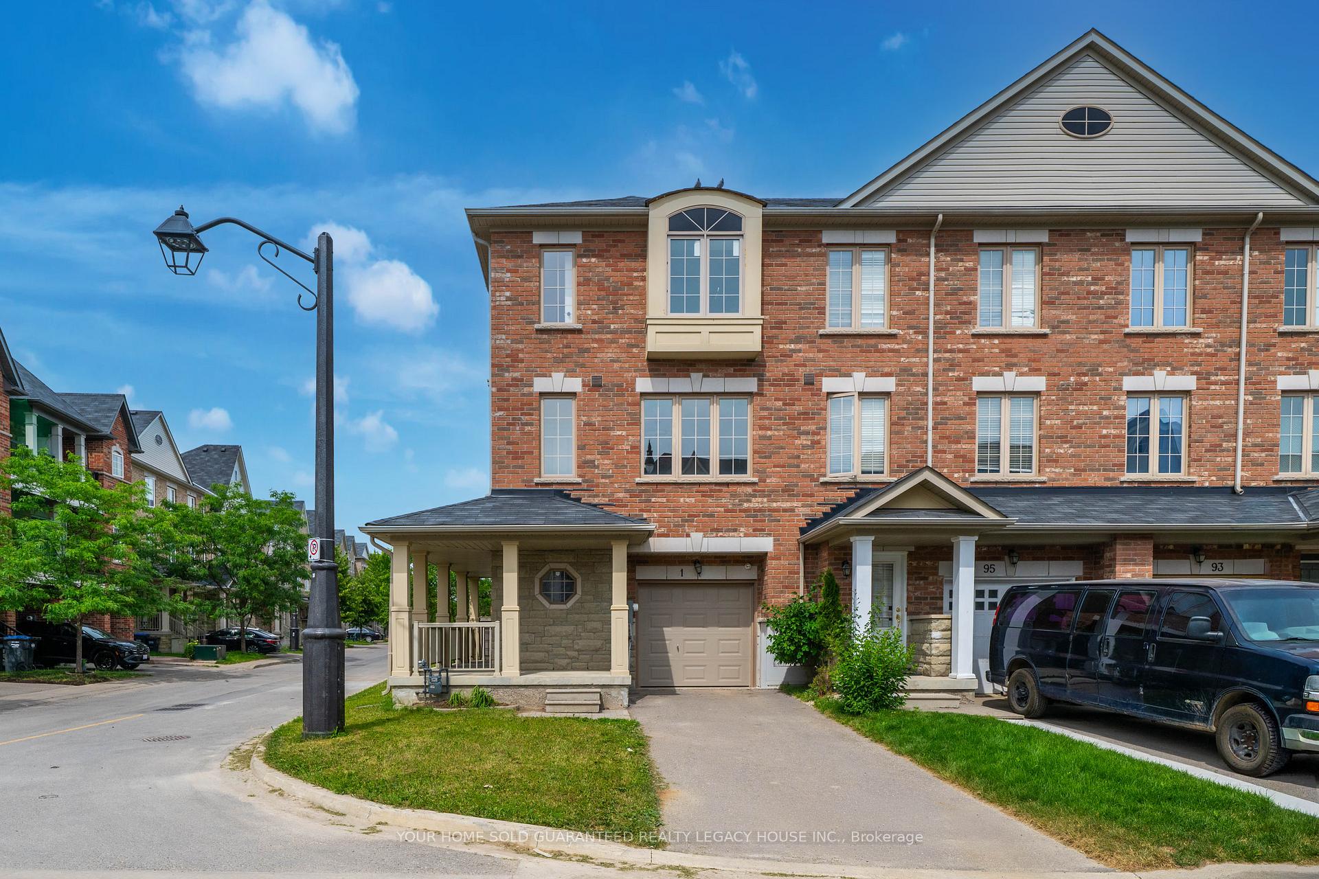 Photo 1 of 1 Kayak Heights, Brampton, Heart Lake East — HOMEH