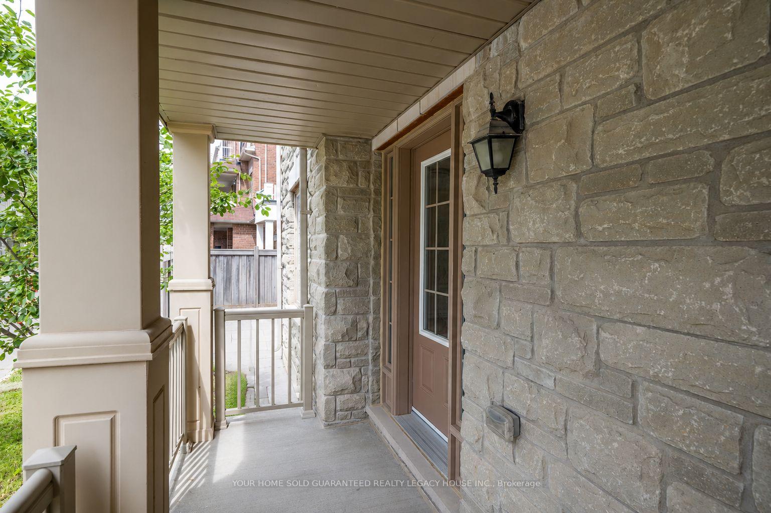 Photo 4 of 1 Kayak Heights, Brampton, Heart Lake East — HOMEH