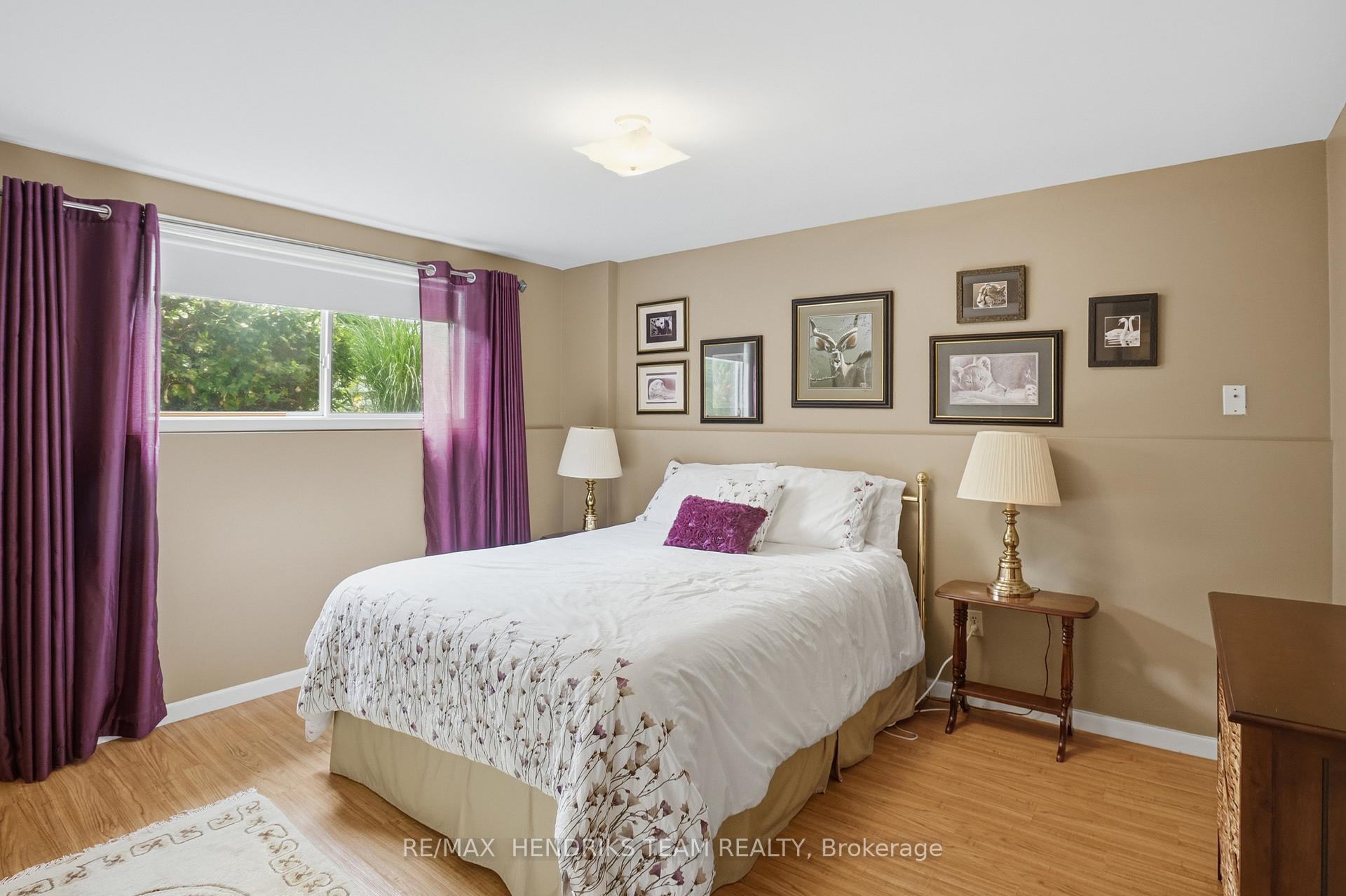 Photo 18 of 8 Tudor Gate Place, St. Catharines, Lakeshore — HOMEH