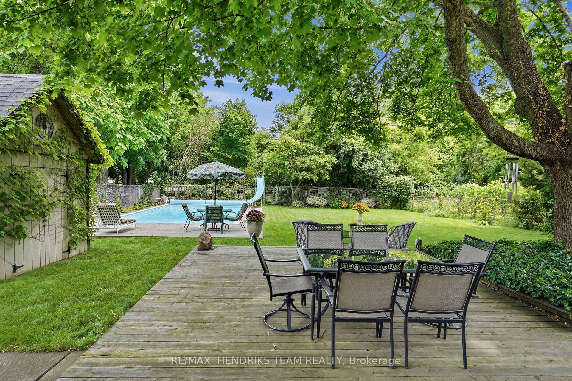 Photo 25 of 8 Tudor Gate Place, St. Catharines, Lakeshore — HOMEH