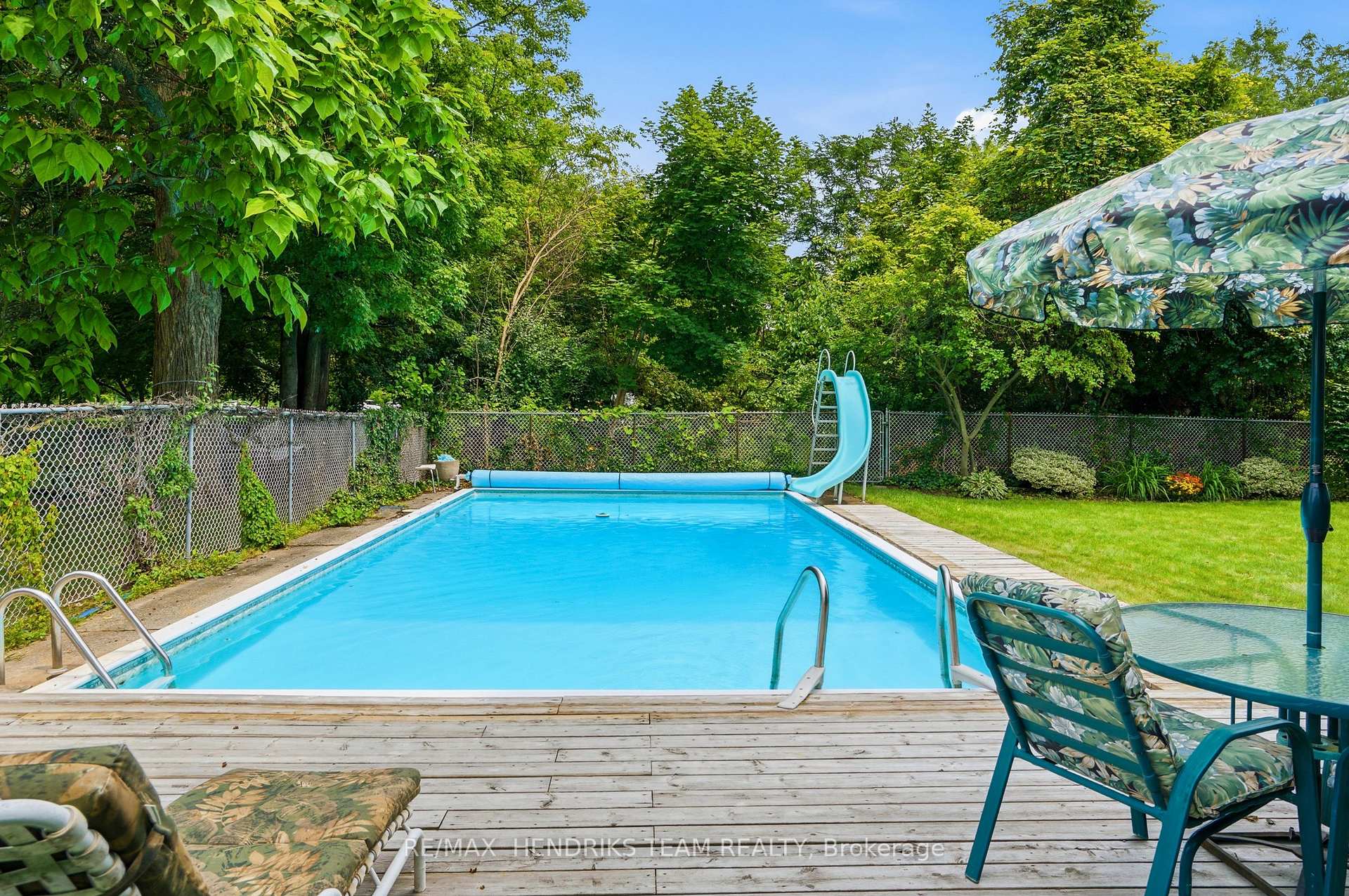 Photo 27 of 8 Tudor Gate Place, St. Catharines, Lakeshore — HOMEH