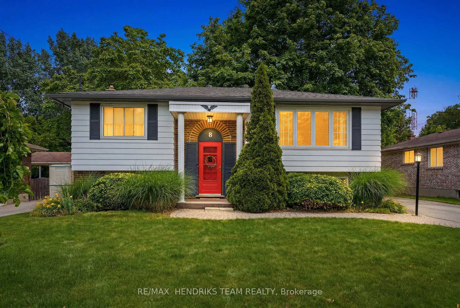Photo 31 of 8 Tudor Gate Place, St. Catharines, Lakeshore — HOMEH