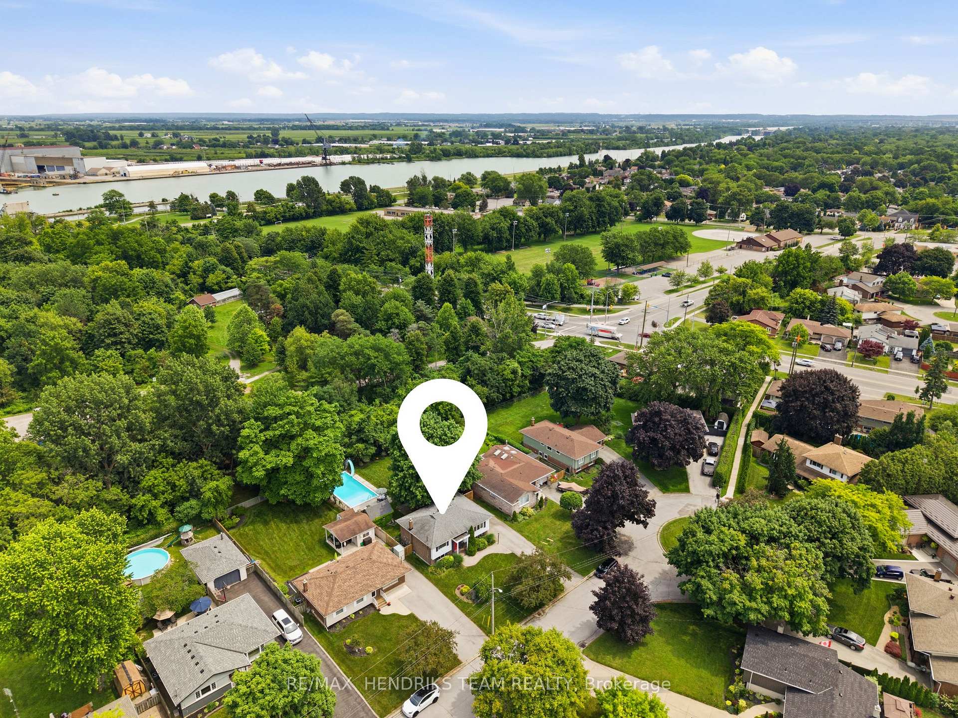 Photo 35 of 8 Tudor Gate Place, St. Catharines, Lakeshore — HOMEH
