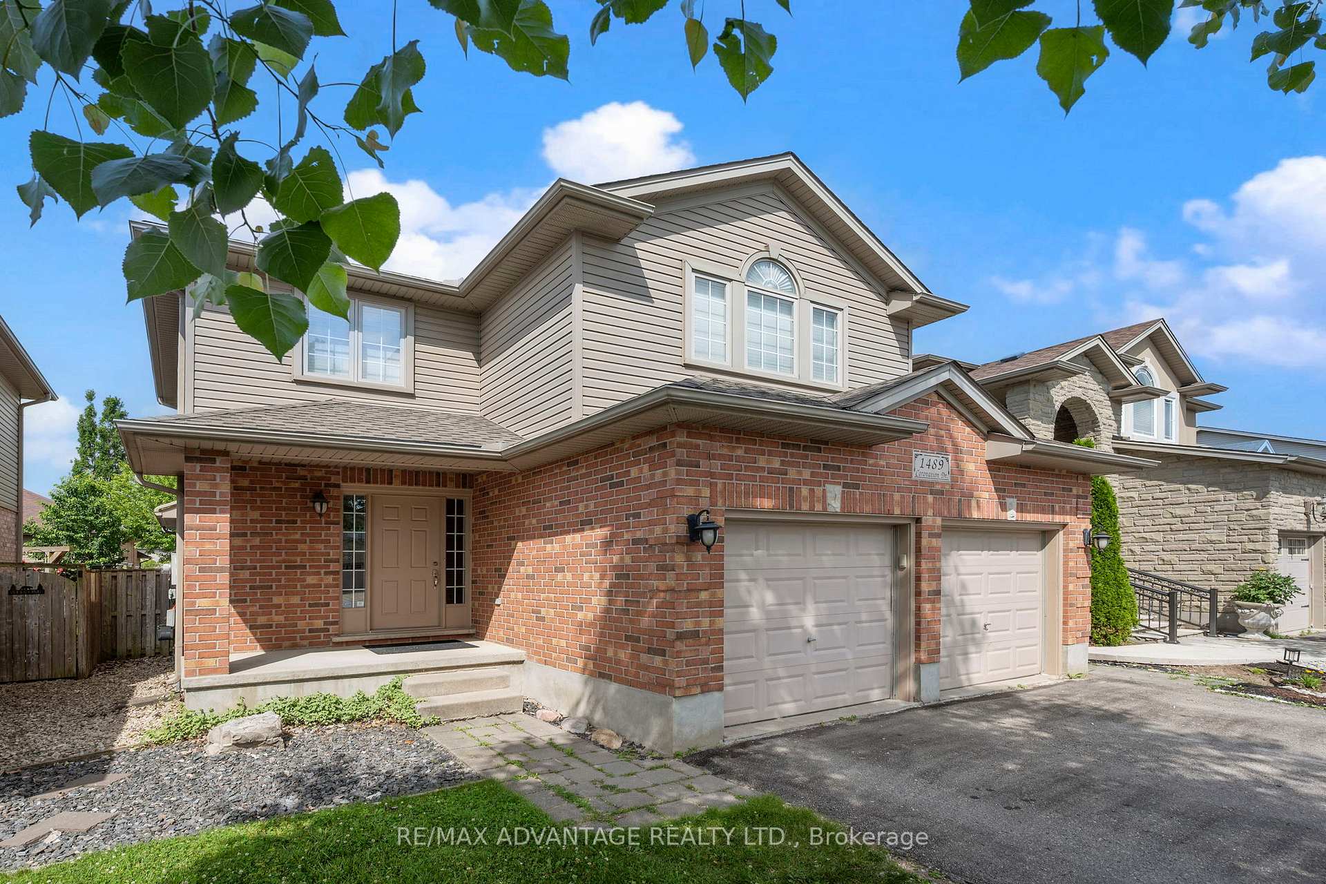 Photo 1 of 1489 Coronation Drive, London, North I — HOMEH
