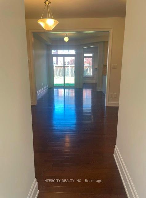 Photo 3 of 150 Golden Forest Road, Vaughan, Patterson — HOMEH