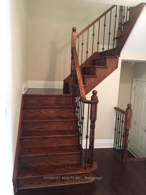 Photo 9 of 150 Golden Forest Road, Vaughan, Patterson — HOMEH