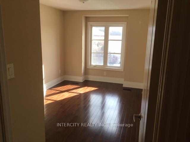 Photo 15 of 150 Golden Forest Road, Vaughan, Patterson — HOMEH