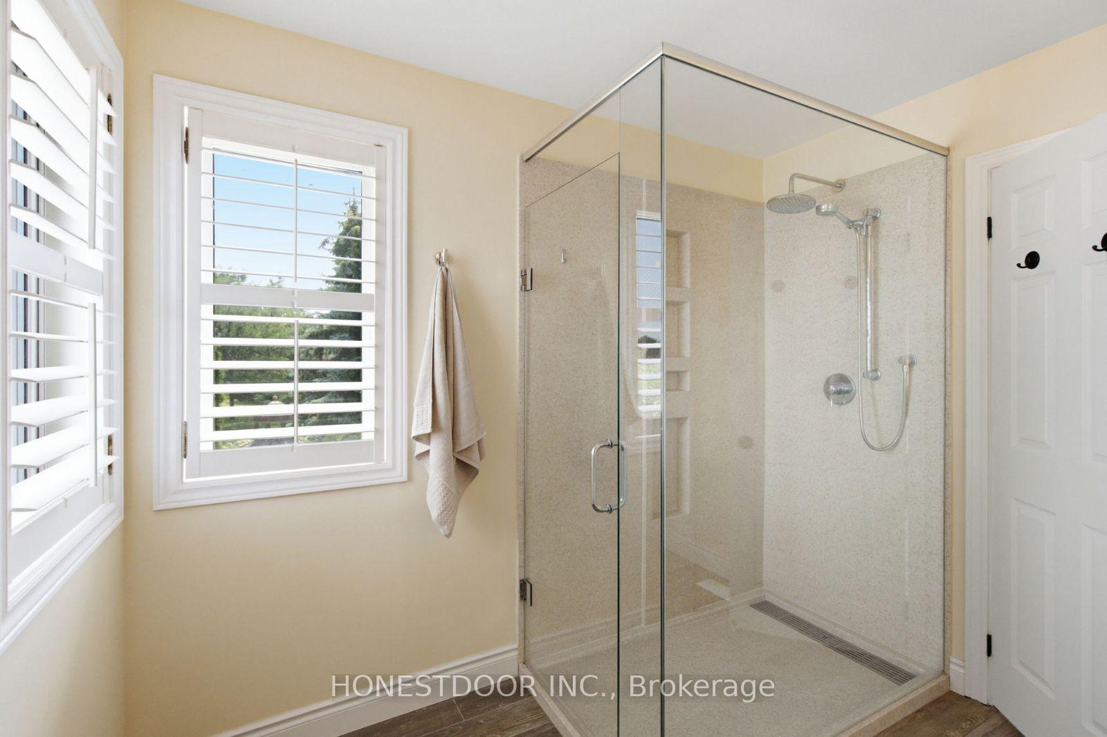 Photo 33 of 1010 Catskill Drive, Oshawa, Northglen — HOMEH