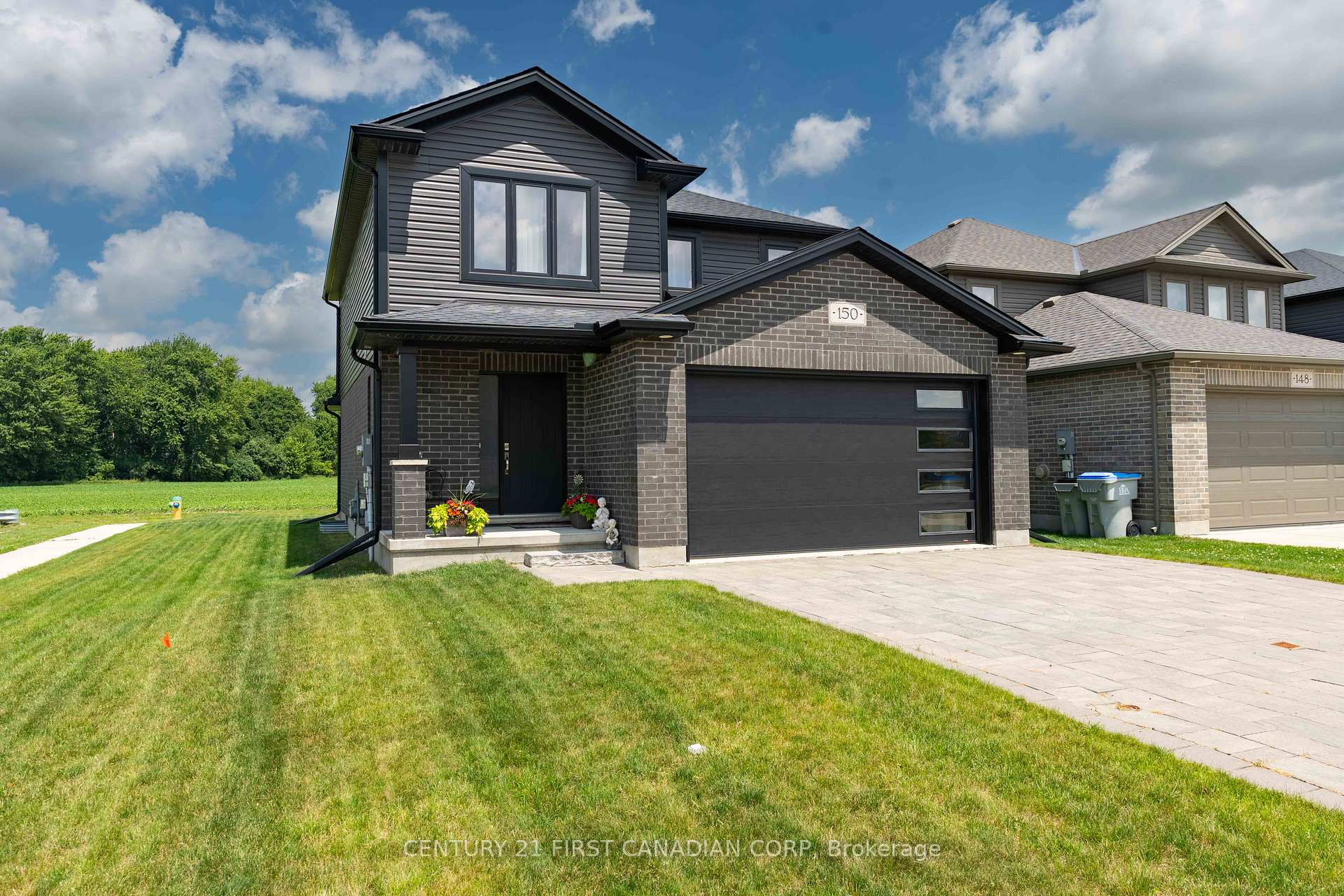 Photo 3 of 150 Gilmour Drive, Lucan Biddulph, Lucan — HOMEH